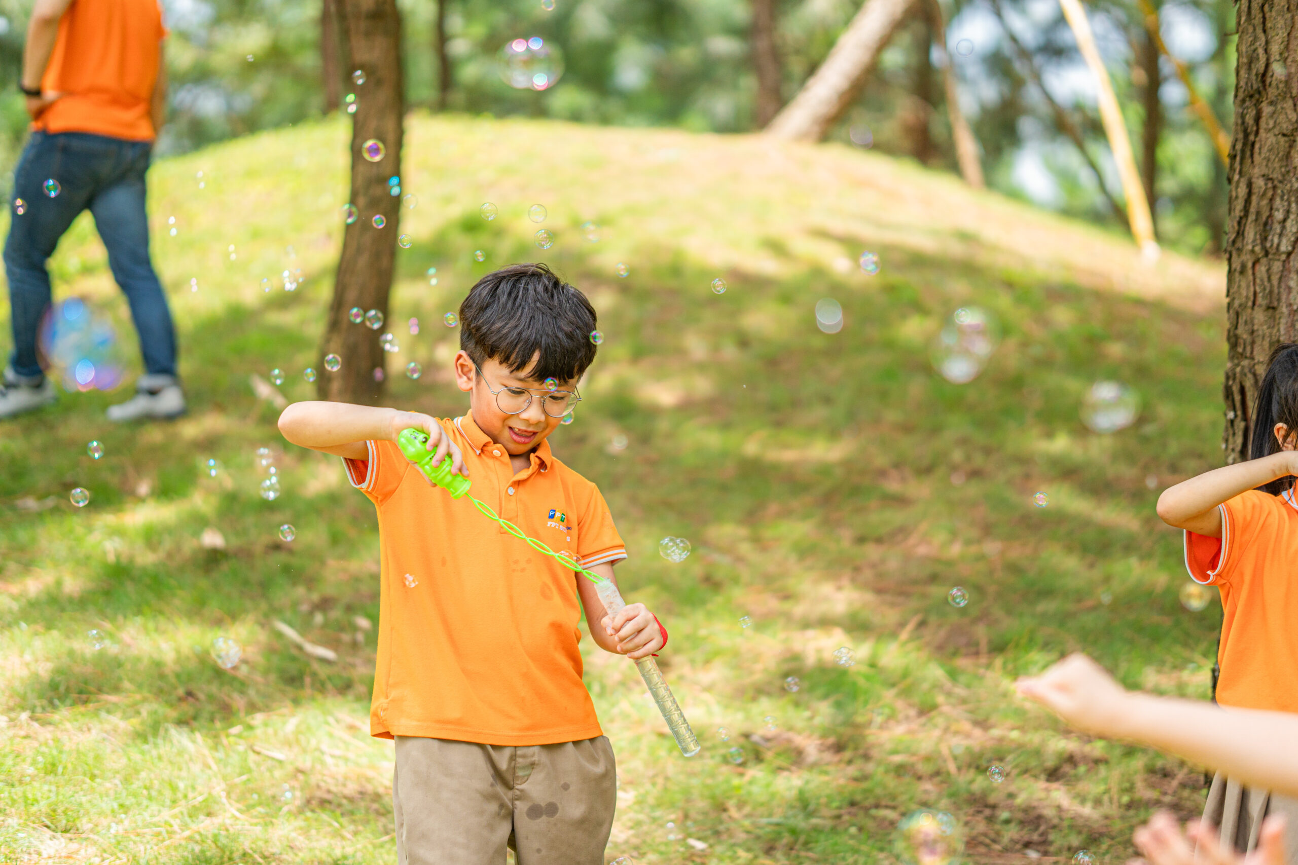 Cha mẹ làm thế nào khi trẻ không hòa đồng? - FPT Education Cha mẹ làm thế nào khi trẻ không hòa đồng?