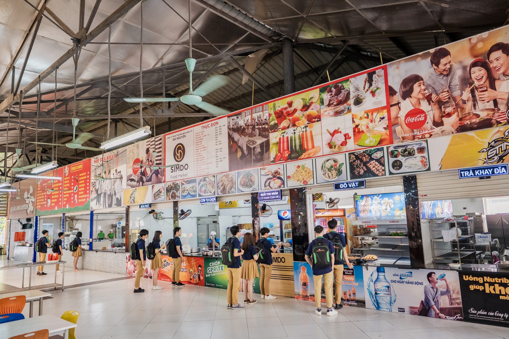 Con Ăn Bán Trú Có Đủ Dinh Dưỡng? Bố Mẹ Cần Hiểu Gì Về Suất Ăn Ở Trường - FPT Education Con Ăn Bán Trú Có Đủ Dinh Dưỡng? Bố Mẹ Cần Hiểu Gì Về Suất Ăn Ở Trường