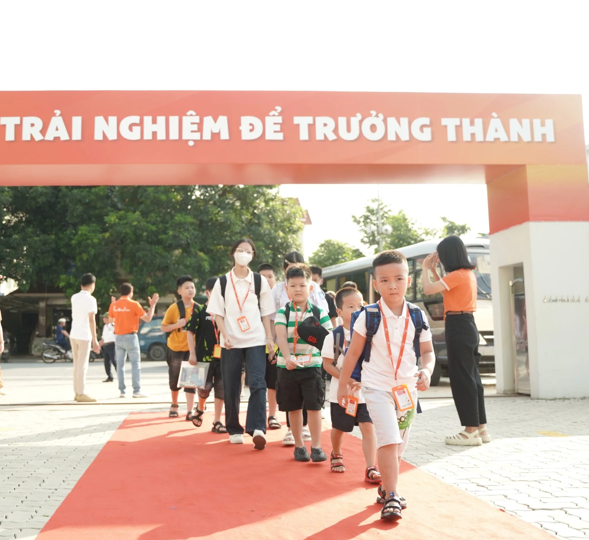 Chuẩn bị cho con vào lớp 1 và những điều phụ huynh cần biết | FPT Schools