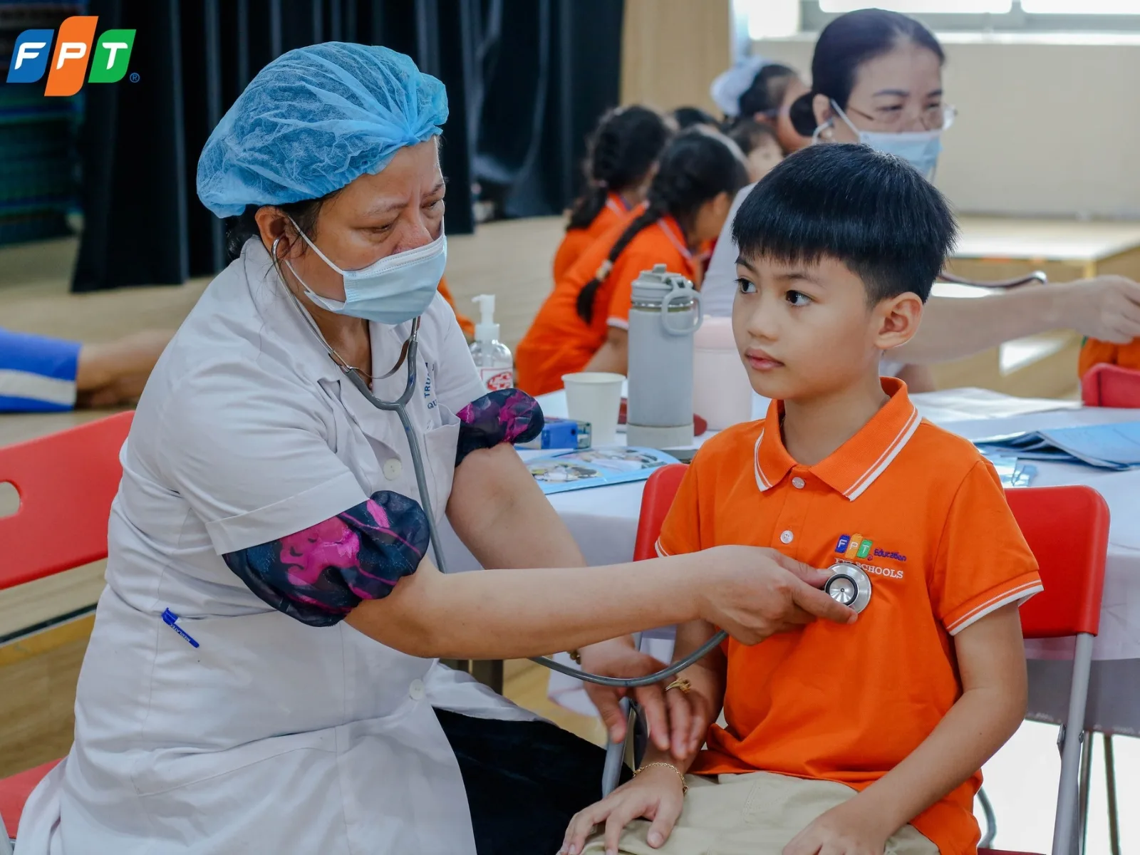 Độ tuổi phát triển chiều cao của nam là khi nào? Giai đoạn vàng không nên bỏ lỡ - FPT Education Giai đoạn dậy thì và phát triển chiều cao nhanh (10 - 16 tuổi)