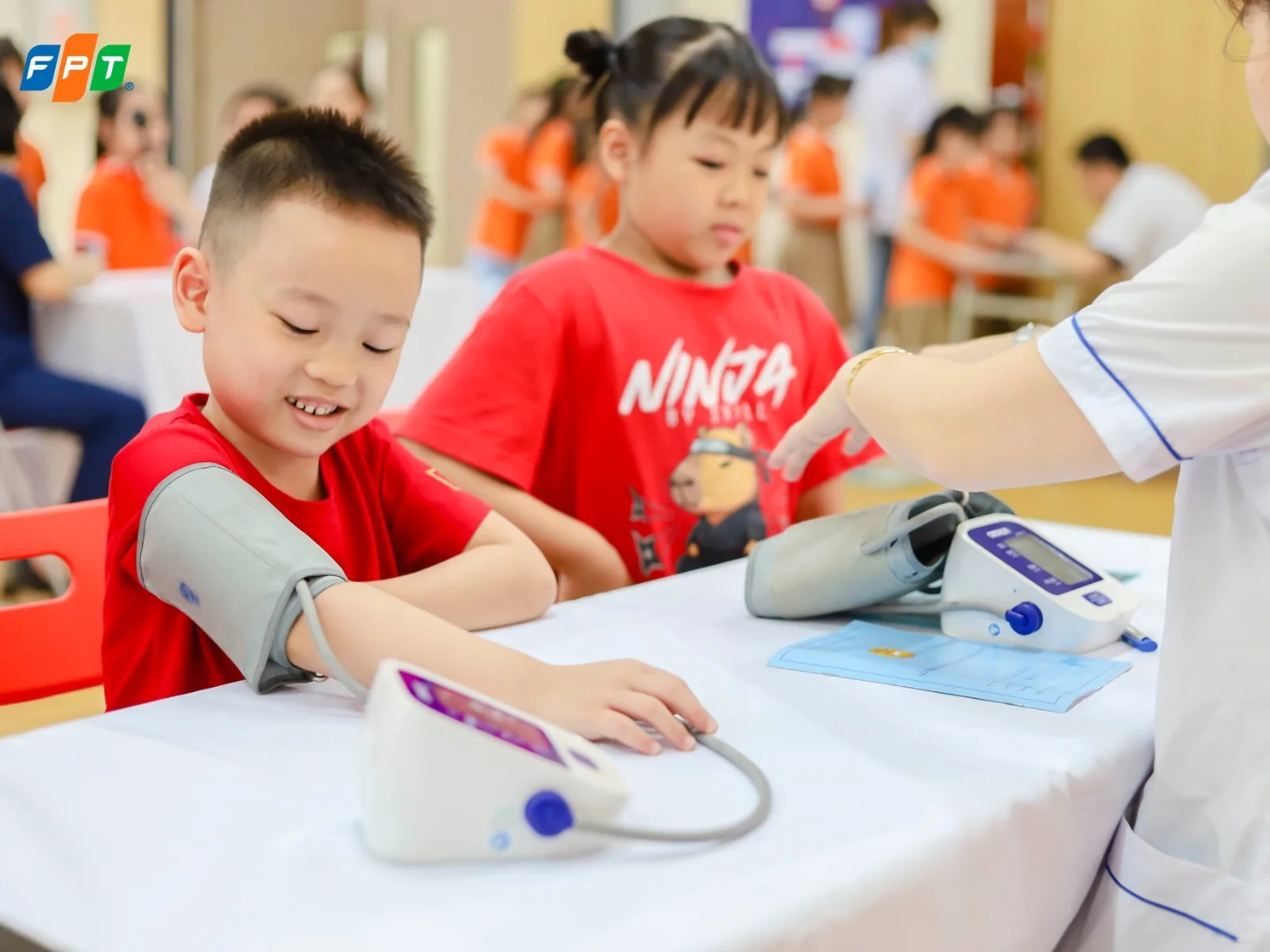 Độ tuổi phát triển chiều cao của nam là khi nào? Giai đoạn vàng không nên bỏ lỡ - FPT Education Tại sao chiều cao lại quan trọng đối với nam giới