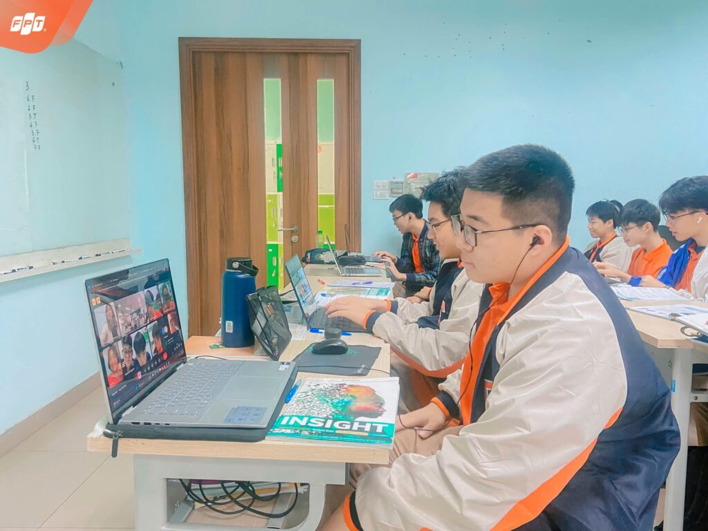 Giao lưu văn hóa xuyên biên giới giữa trường THPT FPT Hà Nội và Gwangju High School - FPT Education Giao lưu văn hóa xuyên biên giới giữa trường THPT FPT Hà Nội và Gwangju High School