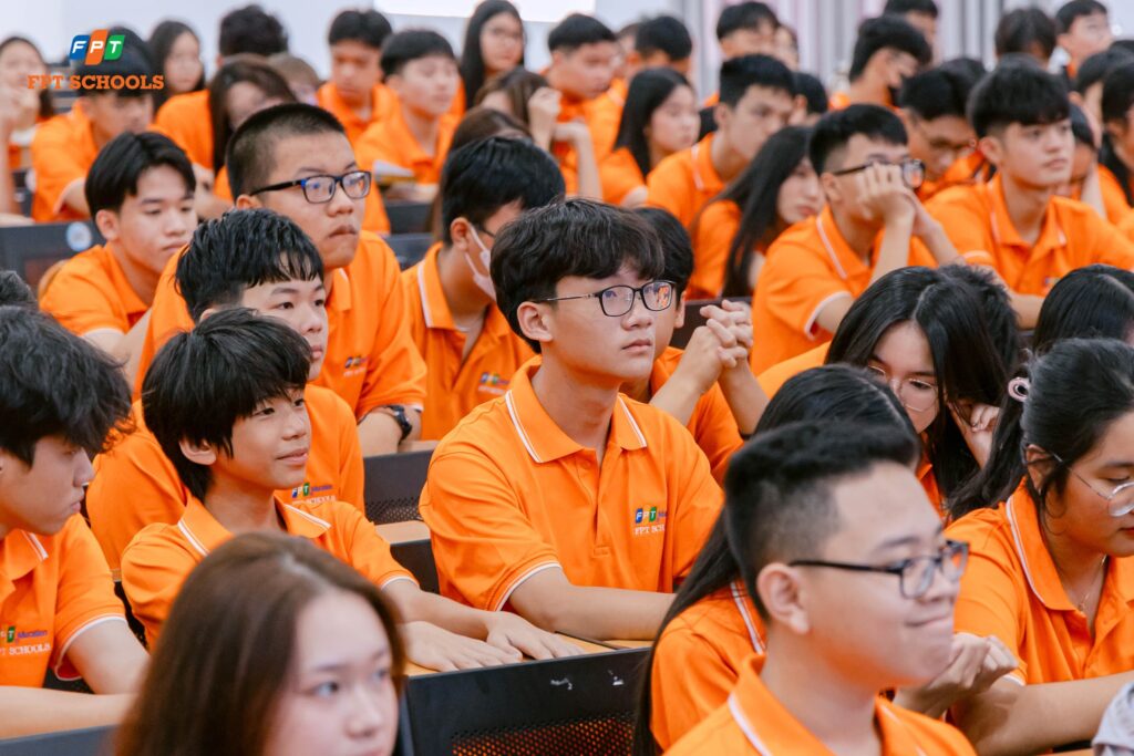 học sinh bao nhiêu tuổi được đi xe điện 