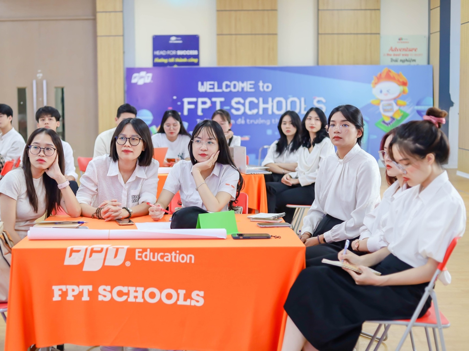 PowerPoint - Thiết kế slide thuyết trình