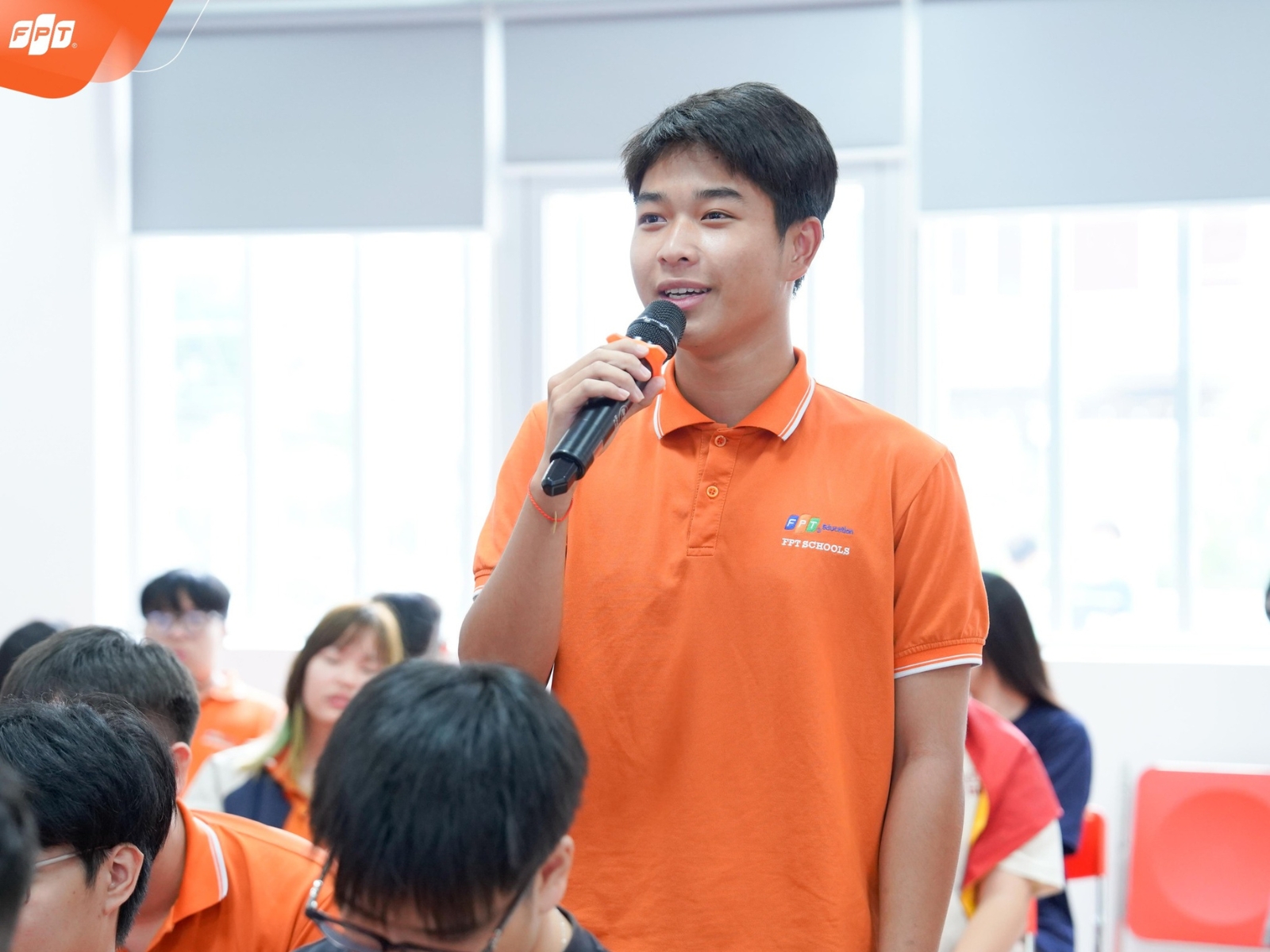 Lớp học đảo ngược hoạt động như thế nào?