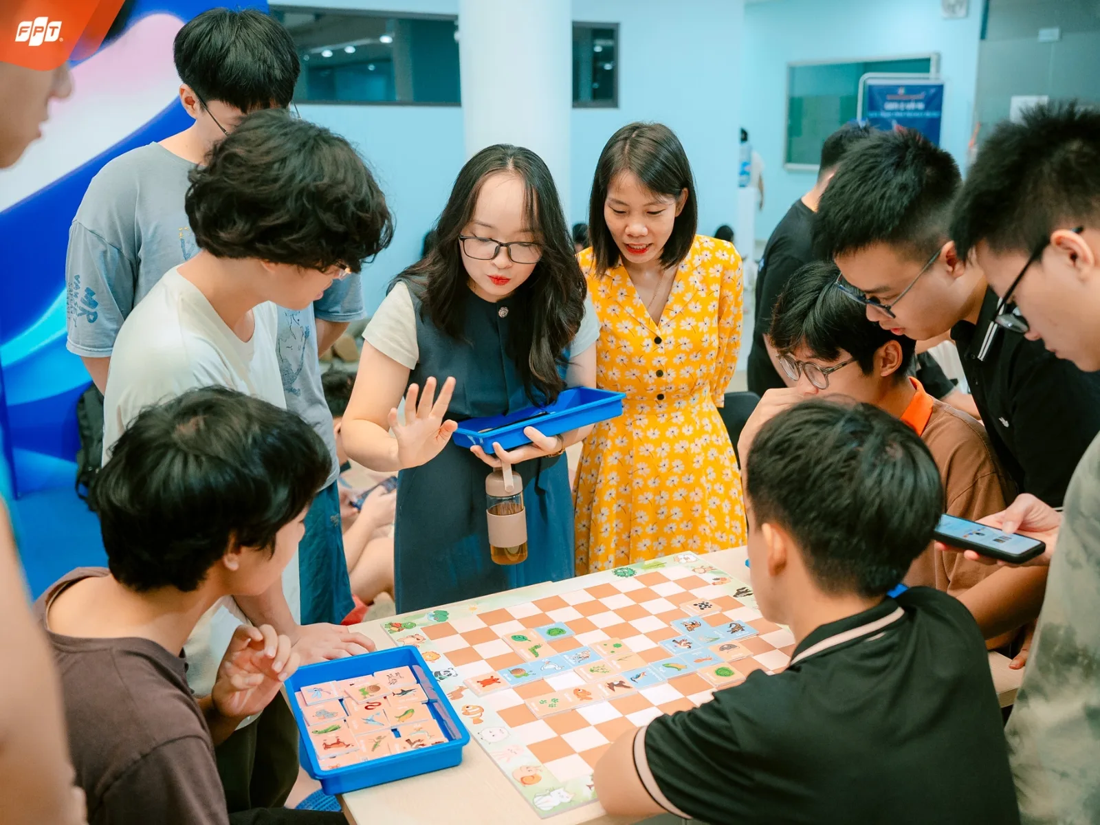 Mất Bình Tĩnh Là Gì? 8 Cách Giúp Bạn Kiểm Soát Cảm Xúc Hiệu Quả - FPT Education Mất Bình Tĩnh Là Gì? 8 Cách Giúp Bạn Kiểm Soát Cảm Xúc Hiệu Quả