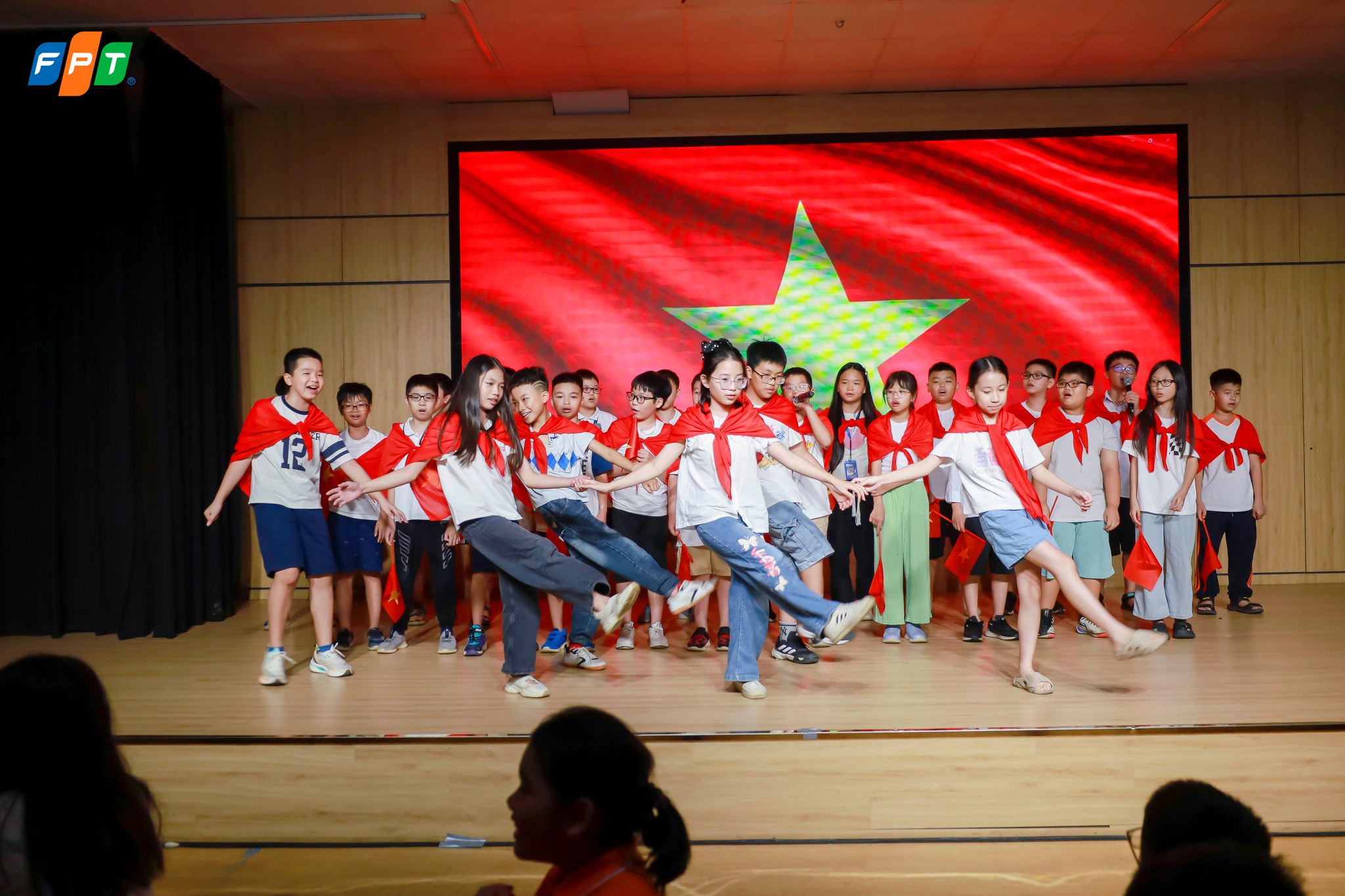 Năng Khiếu Âm Nhạc Là Gì? Cách Phát Triển Tiềm Năng Âm Nhạc Của Bản Thân - FPT Education Năng Khiếu Âm Nhạc Là Gì? Cách Phát Triển Tiềm Năng Âm Nhạc Của Bản Thân