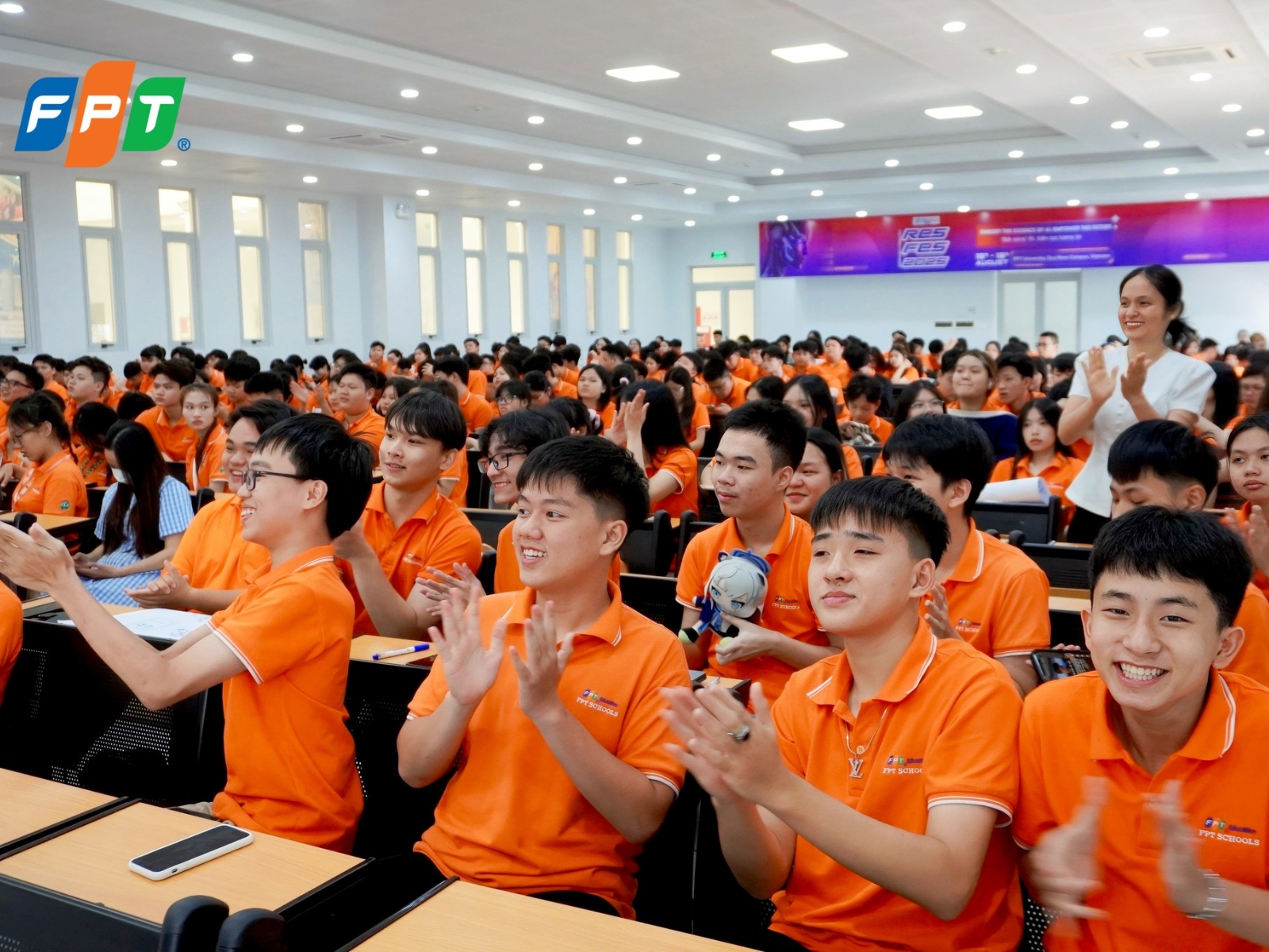 Nên học SAT từ lớp mấy? Lộ trình chuẩn giúp con bắt đầu đúng thời điểm - FPT Education Nên học SAT từ lớp mấy?
