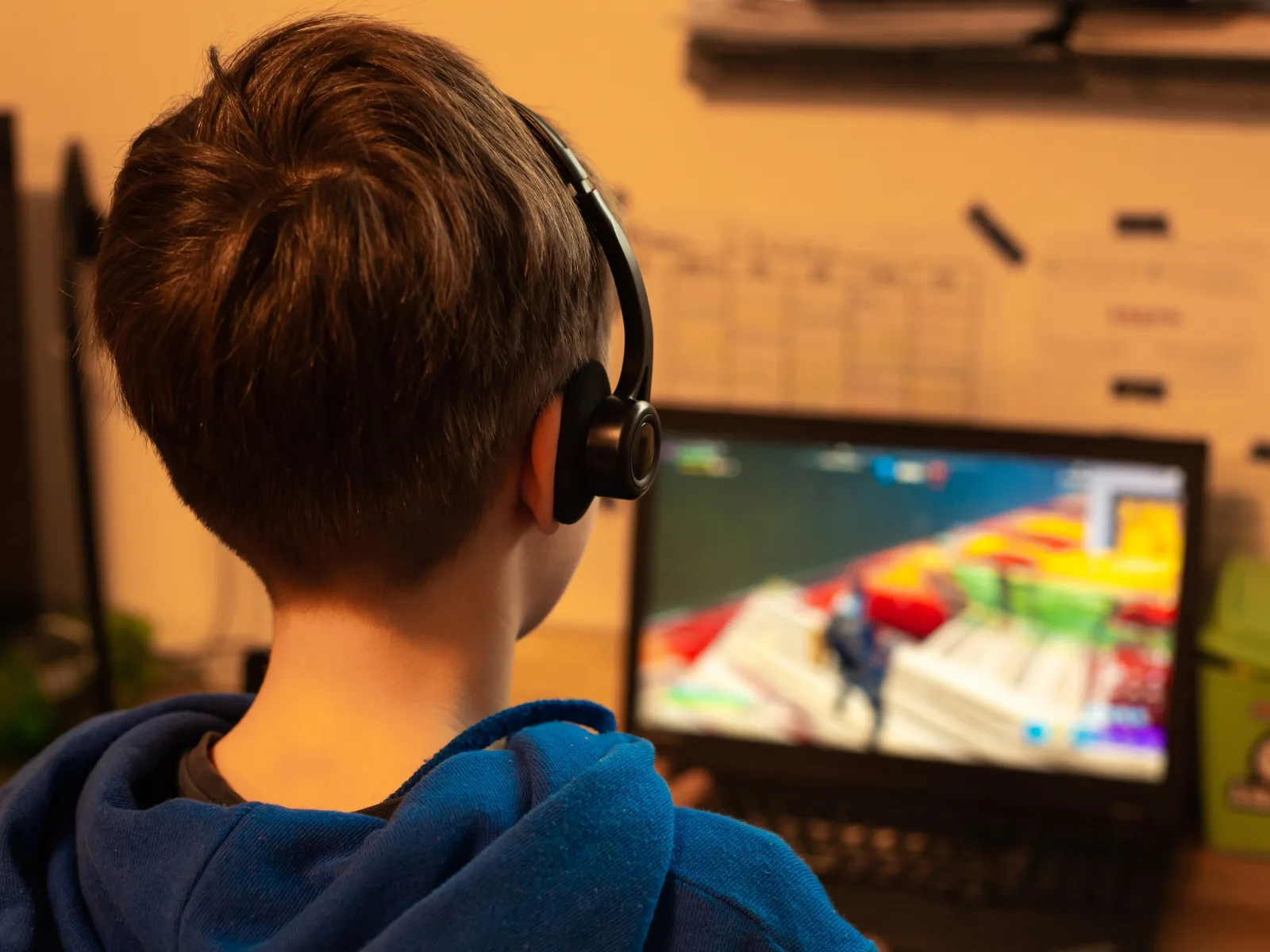 Nghiện game là gì? Dấu hiệu, nguyên nhân và cách khắc phục hiệu quả - FPT Education Cách khắc phục tình trạng nghiện game