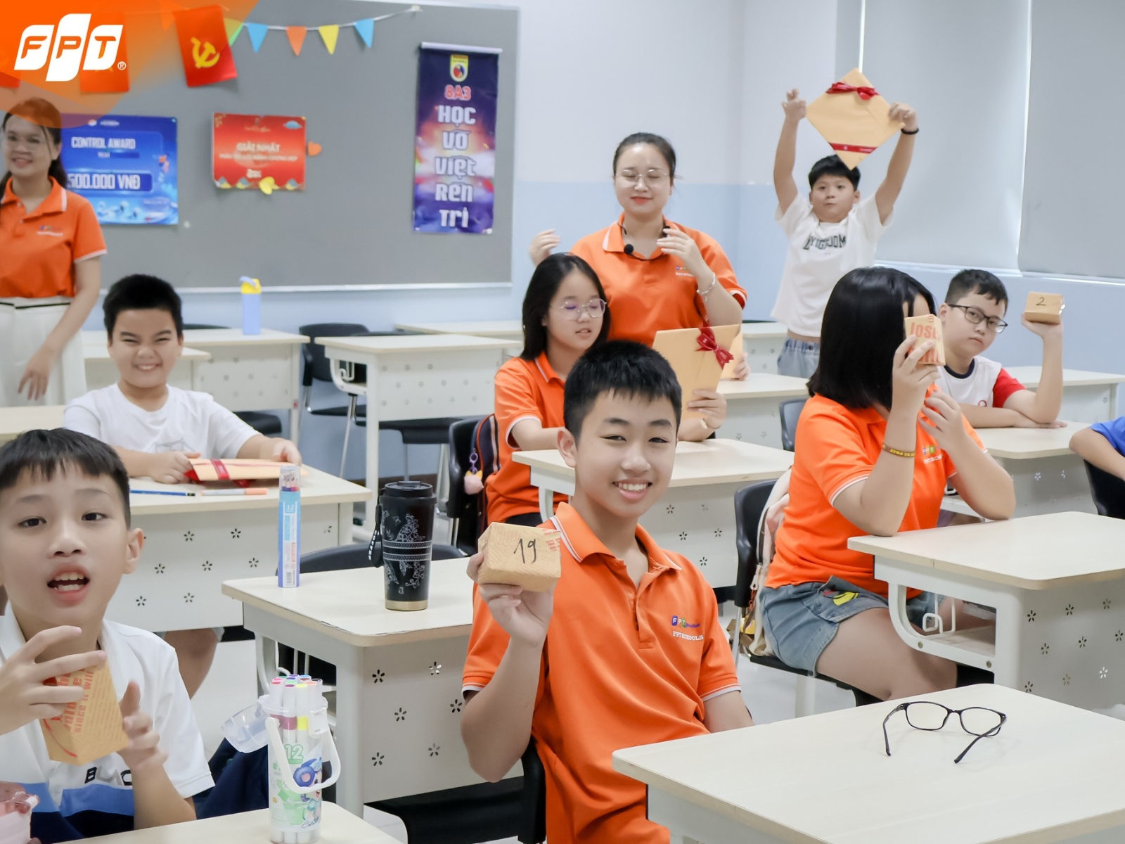 Sự khác nhau IQ và EQ qua góc nhìn trí tuệ và cảm xúc - FPT Education Sai lầm khi hiểu về IQ và EQ