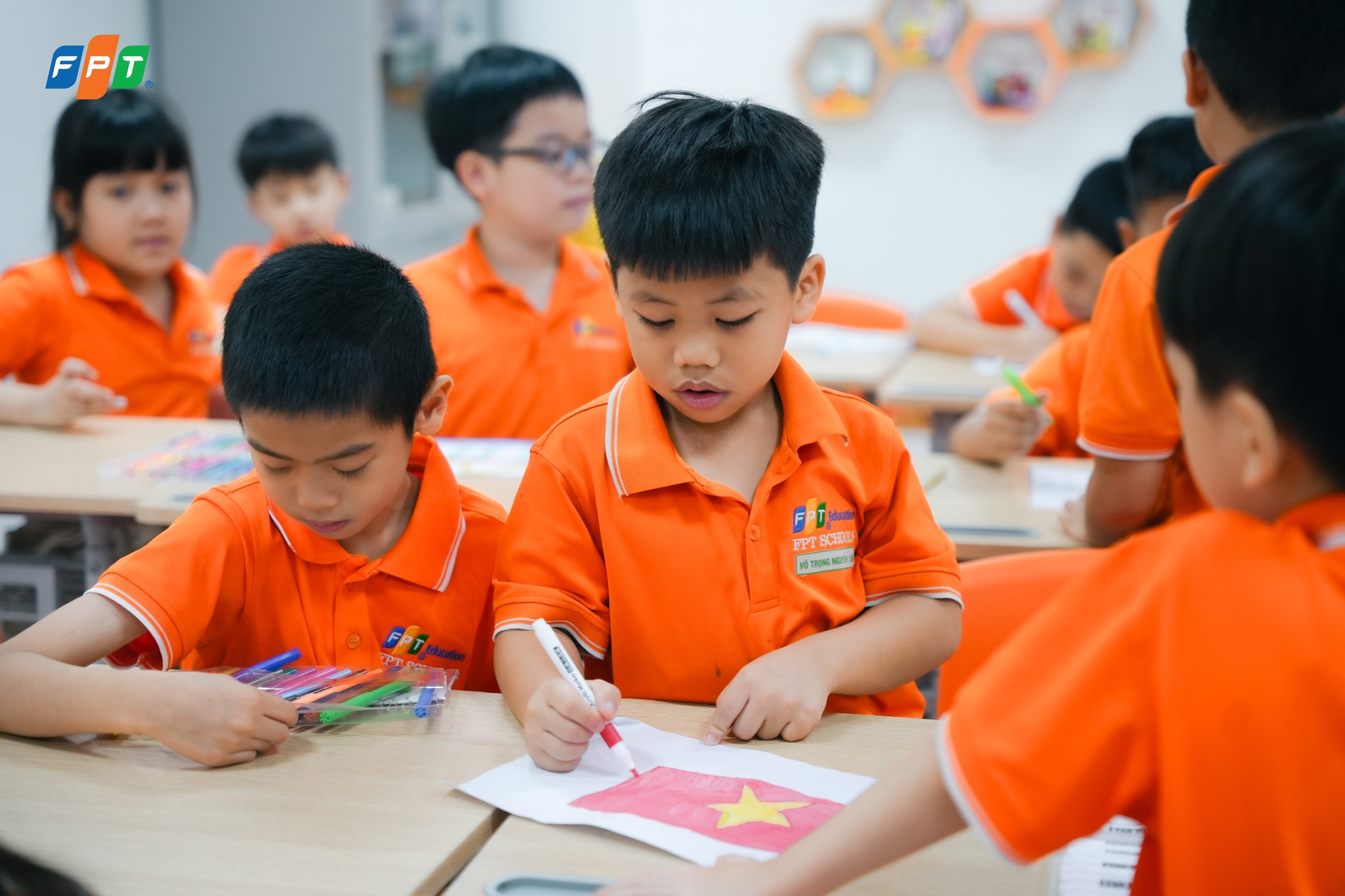 Trẻ Kém Tập Trung Nguyên Nhân Do Đâu? 10+ Lý Do Phụ Huynh Cần Biết - FPT Education Trẻ Kém Tập Trung Nguyên Nhân Do Đâu? 10+ Lý Do Phụ Huynh Cần Biết