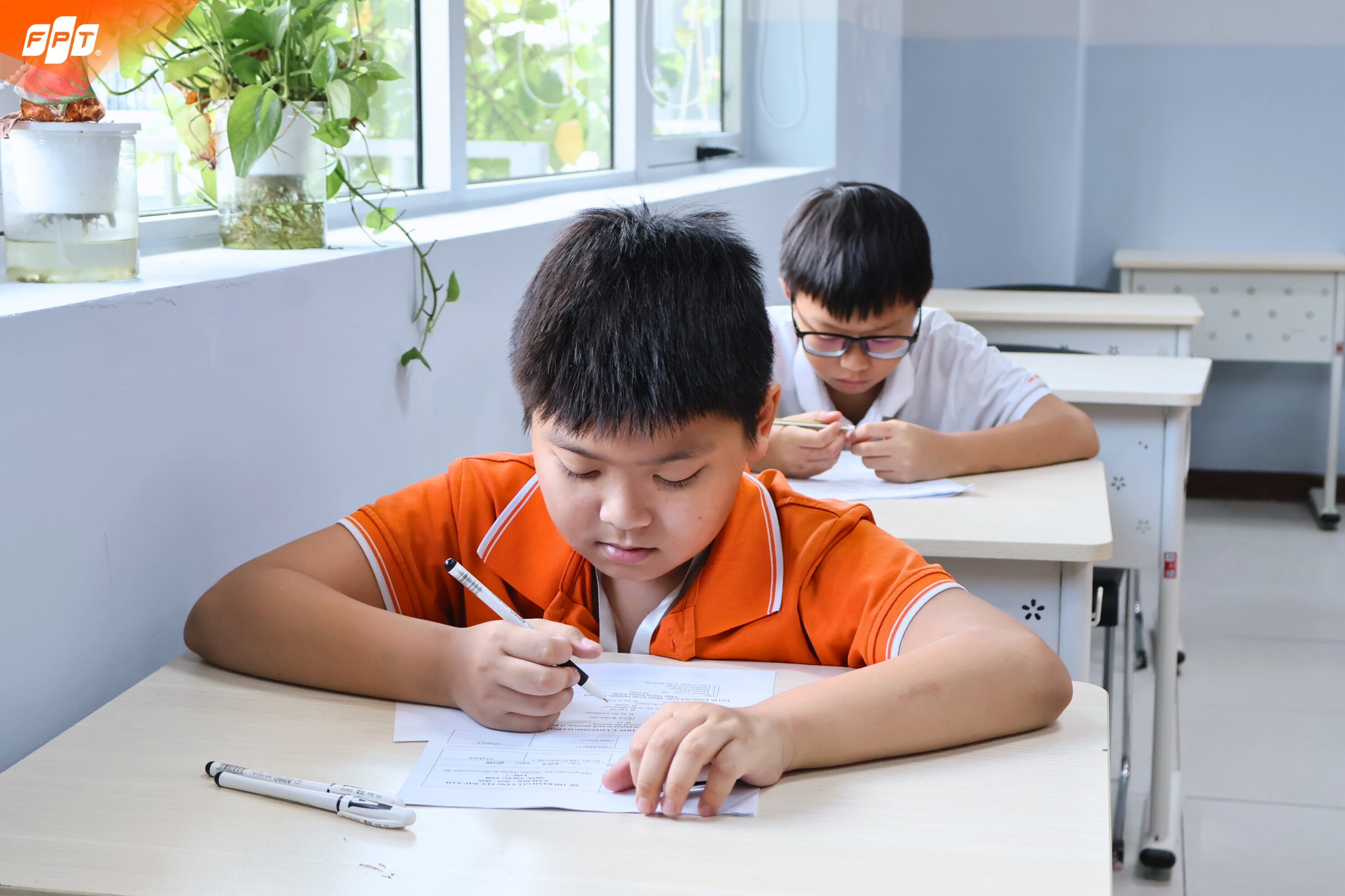 Trẻ Kém Tập Trung Nguyên Nhân Do Đâu? 10+ Lý Do Phụ Huynh Cần Biết - FPT Education Trẻ Kém Tập Trung Nguyên Nhân Do Đâu? 10+ Lý Do Phụ Huynh Cần Biết