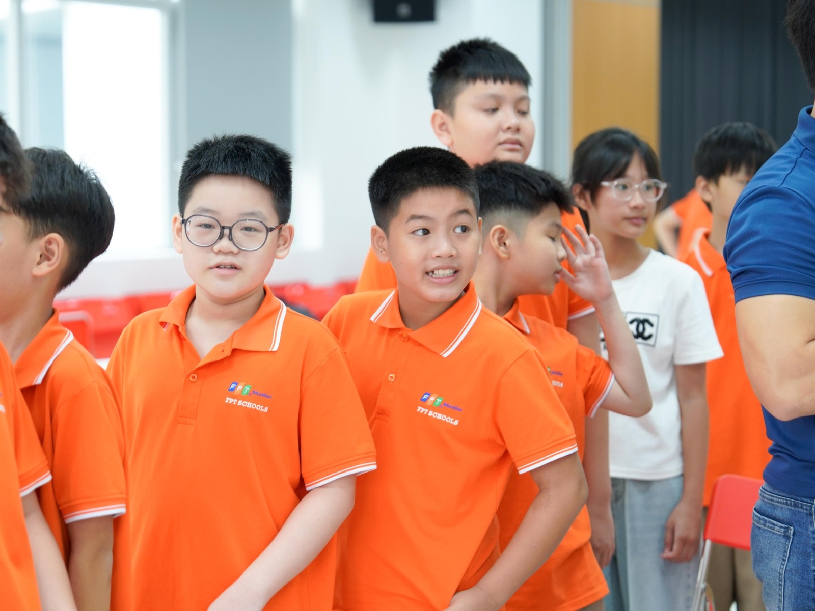 Trung thực là gì? Nền tảng tính cách quan trọng cha mẹ cần dạy con từ sớm - FPT Education Dạy trẻ phân biệt sự thật - bịa chuyện bằng các ví dụ và tình huống