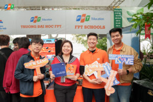 FPT Schools mang loạt sản phẩm công nghệ của thầy cô và học sinh tới Techfest 2025 | FPT Schools