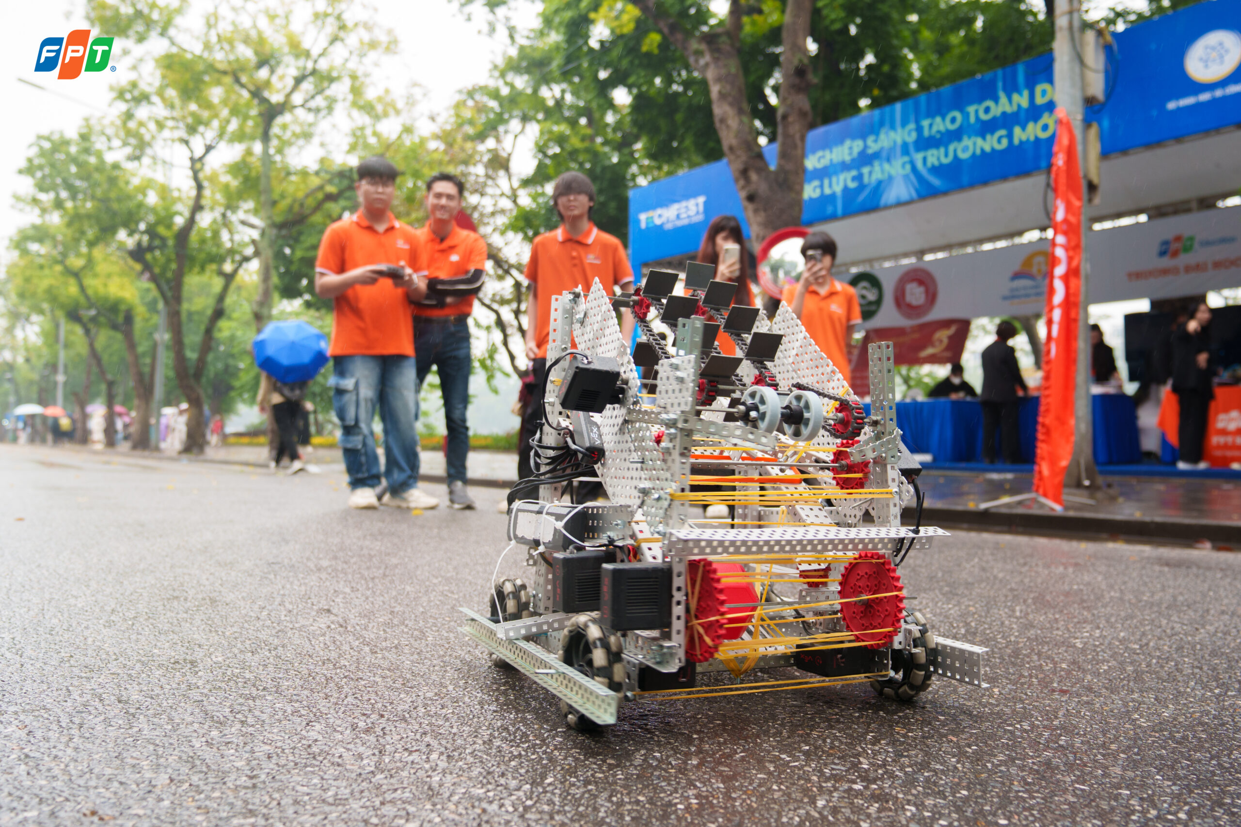 FPT Schools mang loạt sản phẩm công nghệ của thầy cô và học sinh tới Techfest 2025 | FPT Schools