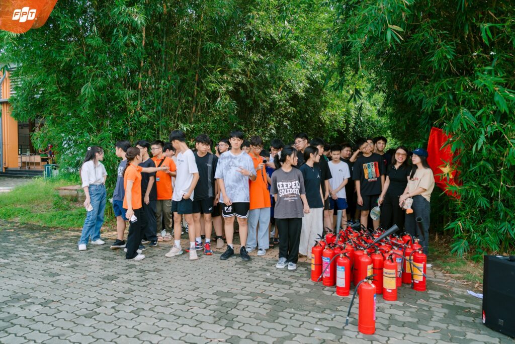 Khi trẻ 15 tuổi không nghe lời 