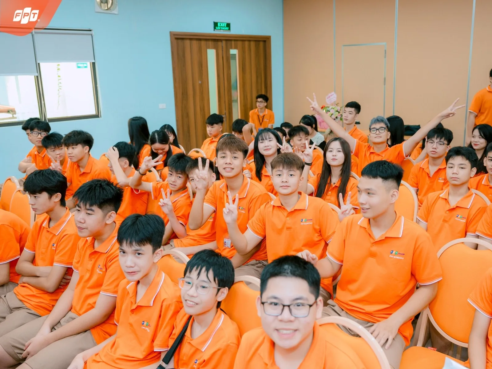 Áp Lực Học Tập Là Gì? Nguyên Nhân, Hậu Quả Và Cách Giải Tỏa | FPT Schools