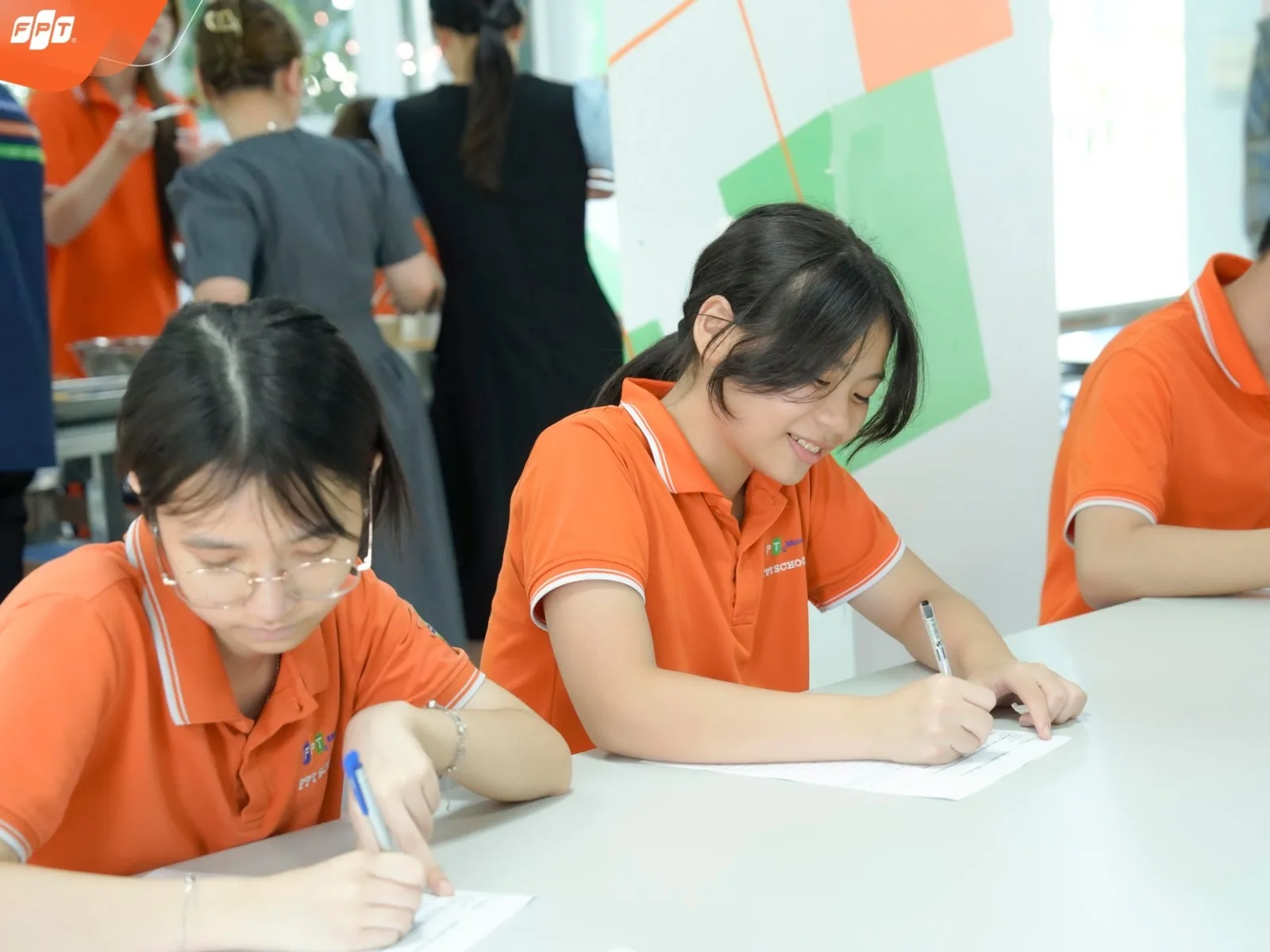 Áp Lực Học Tập Là Gì? Nguyên Nhân, Hậu Quả Và Cách Giải Tỏa - FPT Education Dấu hiệu nhận biết áp lực học tập