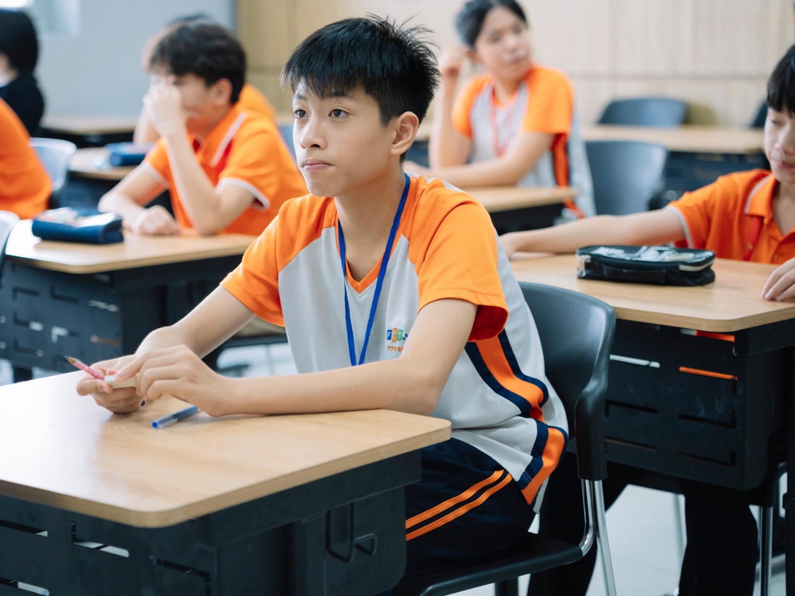 KET (Key English Test - A2) và PET (Preliminary English Test - B1) là các chứng chỉ tiếng Anh quốc tế của Cambridge