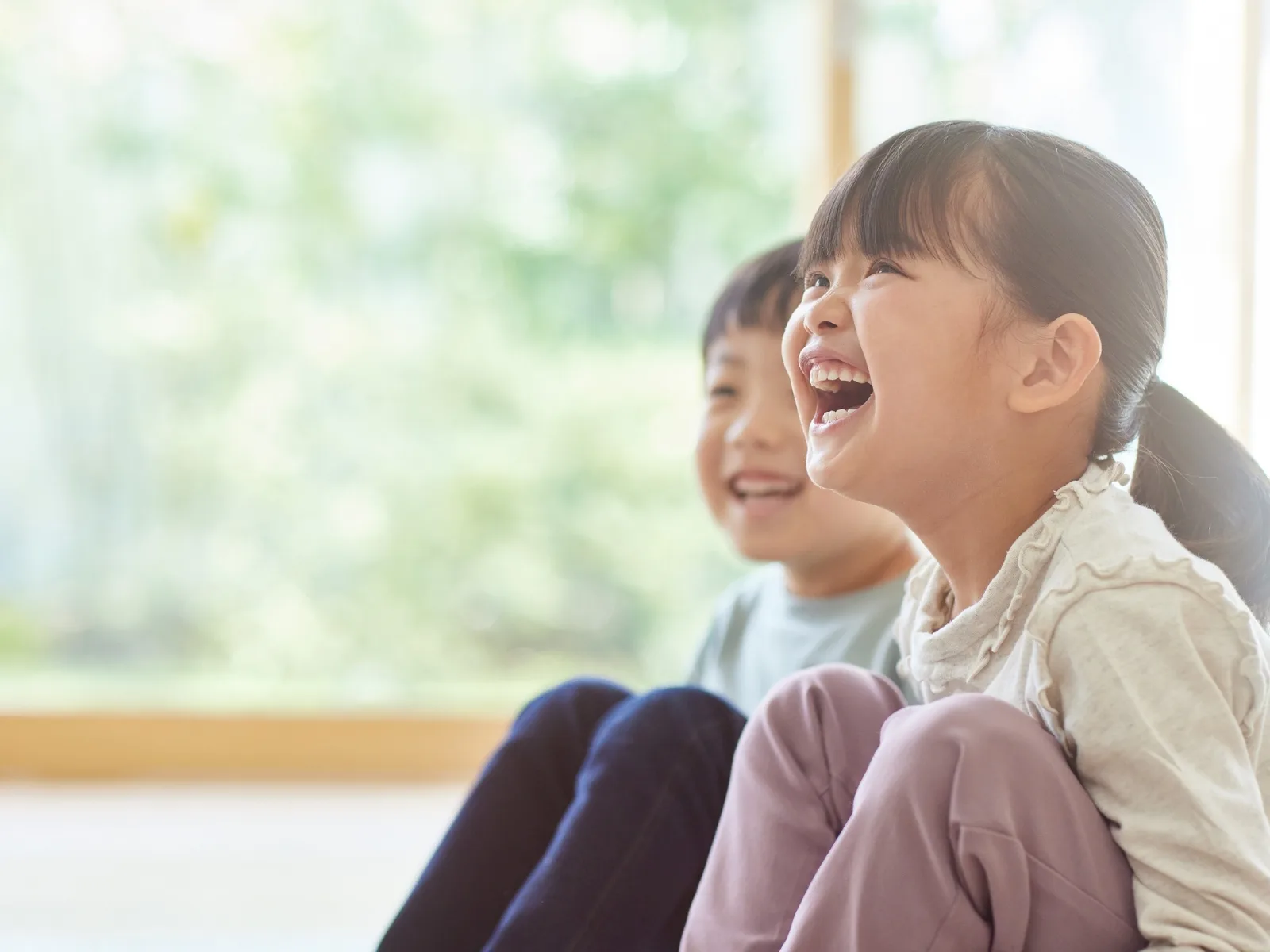 Cách dạy cho trẻ chậm tiếp thu giúp con lấy lại tự tin học tập - FPT Education Cách dạy cho trẻ chậm tiếp thu