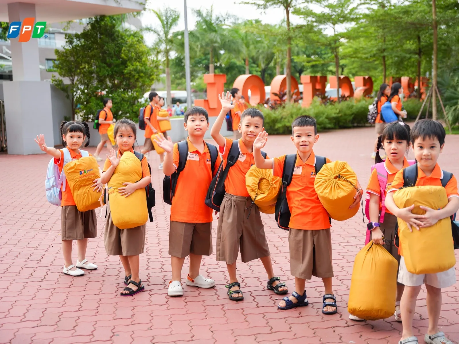 Cách giới hạn thời gian dùng điện thoại cho trẻ đơn giản, hiệu quả nhất - FPT Education Chuyển đổi hoạt động một cách nhẹ nhàng