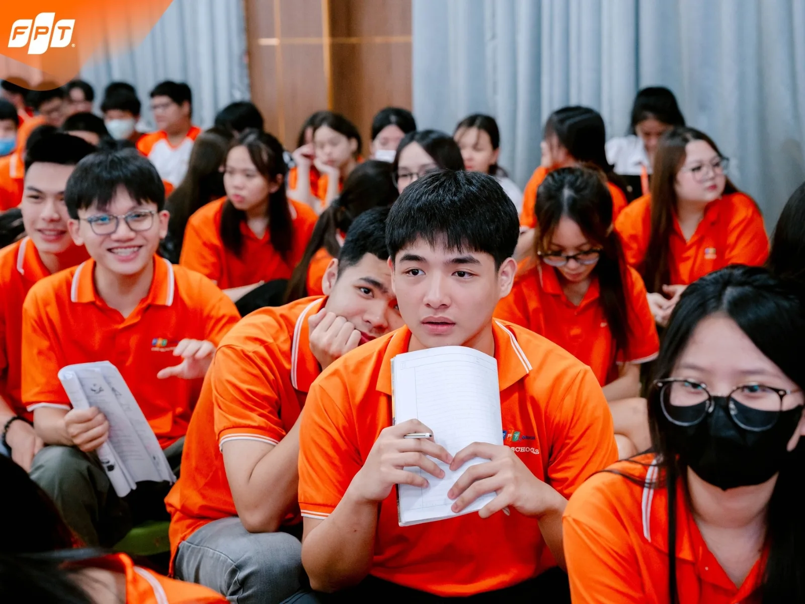 Cách giới hạn thời gian dùng điện thoại cho trẻ đơn giản, hiệu quả nhất - FPT Education Đa dạng các hoạt động thay thế