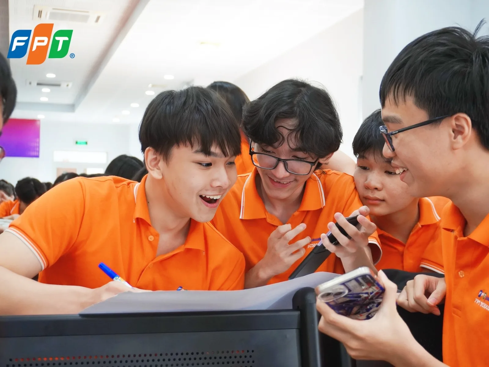 Cách học giỏi môn toán lớp 9 hiệu quả cho học sinh chuẩn bị thi vào 10 - FPT Education Những khó khăn học sinh lớp 9 thường gặp