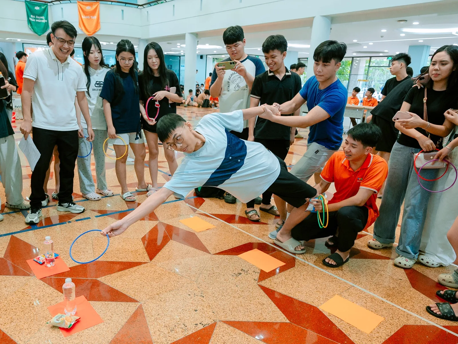 Cách rèn luyện thể lực cho trẻ giúp phát triển toàn diện và khỏe mạnh - FPT Education Chú trọng dinh dưỡng hợp lý