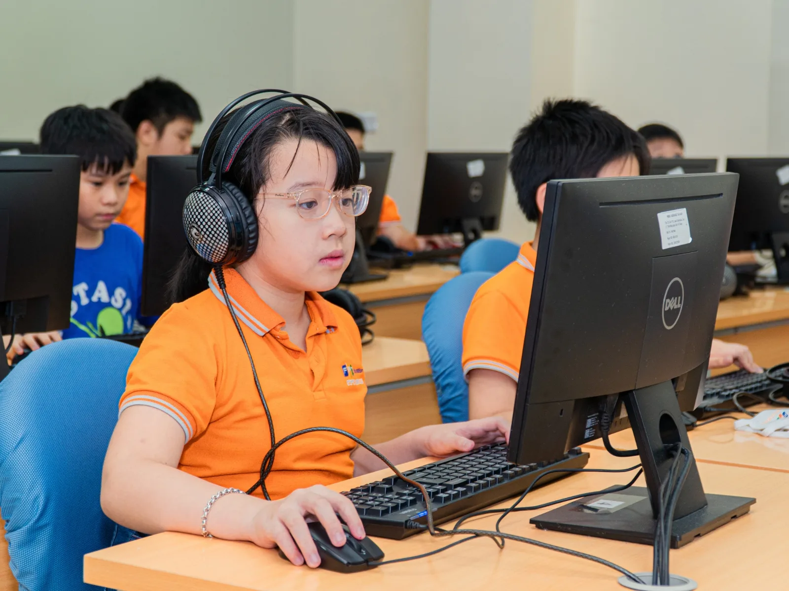 8 cách tìm ra năng khiếu của trẻ mà cha mẹ nên biết - FPT Education Thể thao và các môn vận động ngoài trời