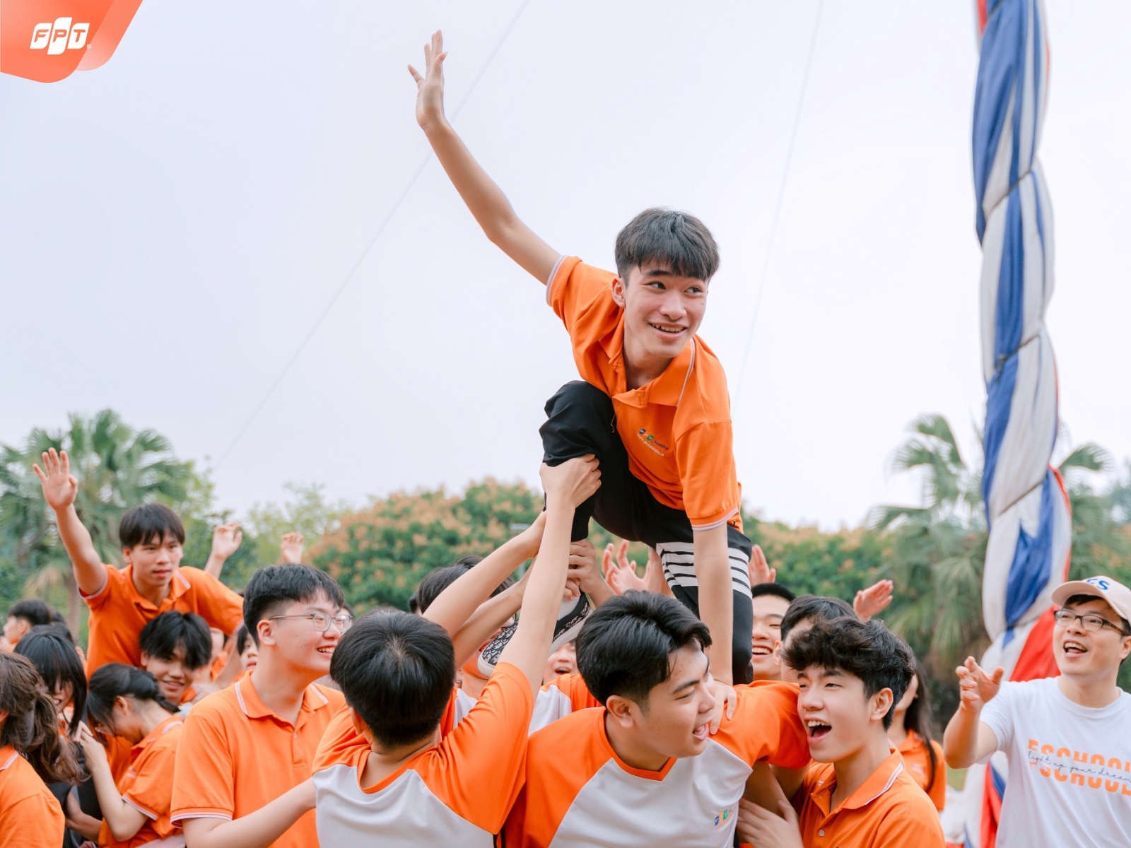 Tác động tiêu cực của thế giới ảo đến cuộc sống thường ngày