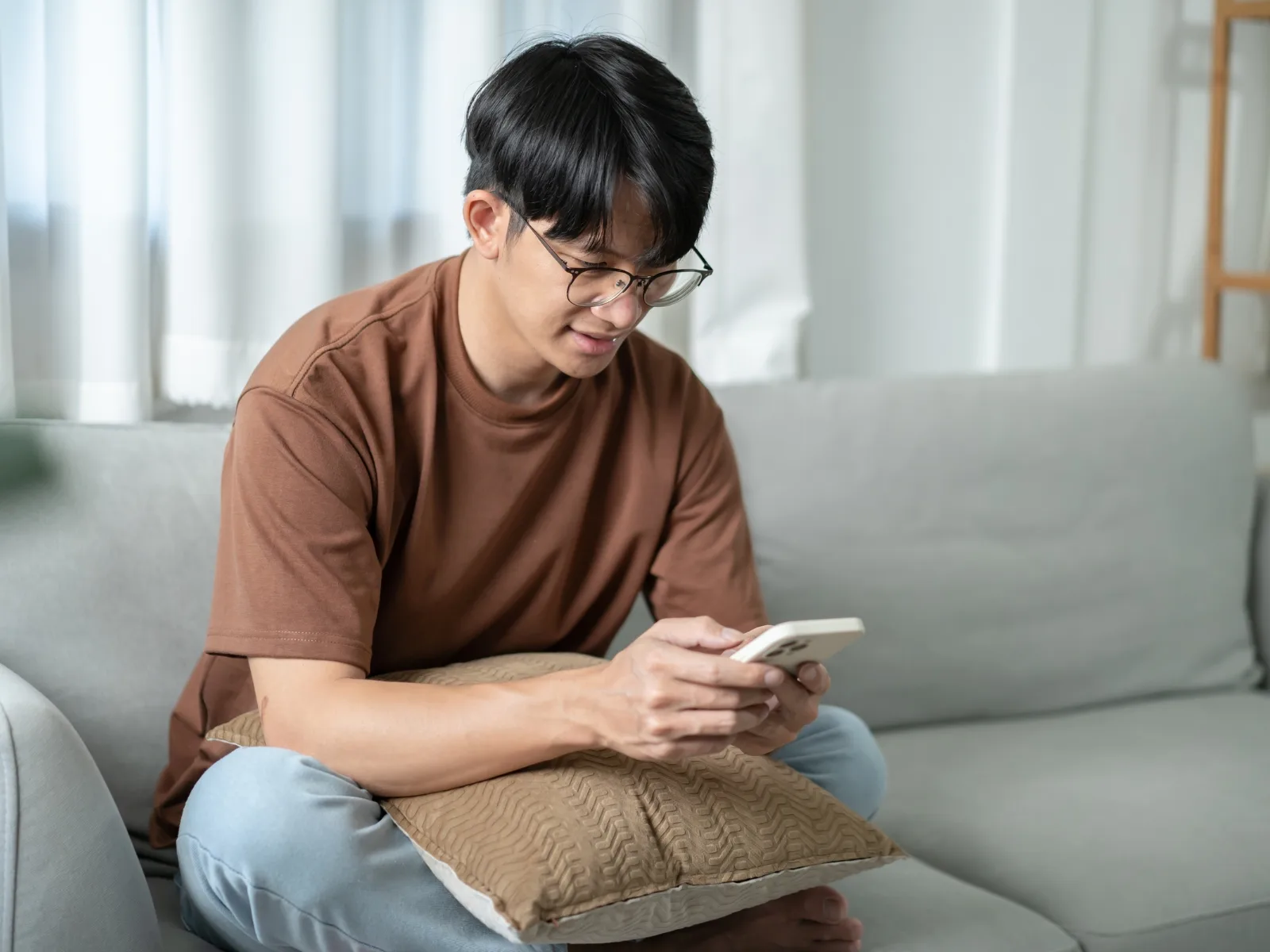 Cân bằng giữa thế giới ảo và thực để trẻ phát triển lành mạnh | FPT Schools