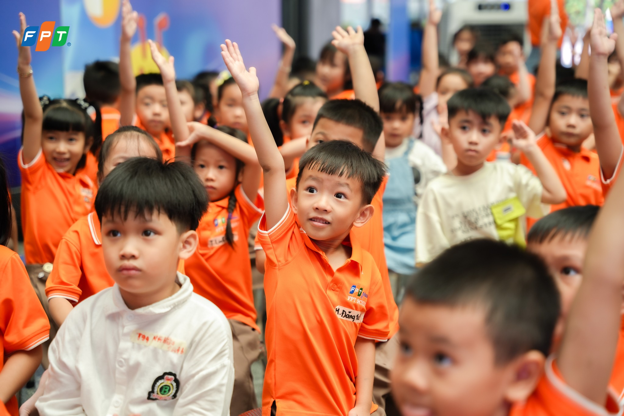 Cho trẻ đi học sớm có tốt không? Lợi ích, rủi ro và lời khuyên cho phụ huynh | FPT Schools