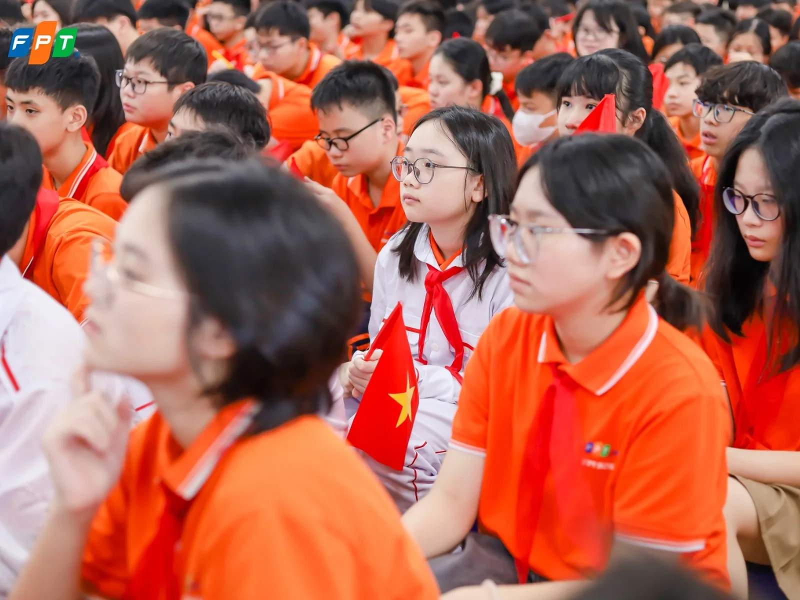 Chuyển đổi số trong giáo dục tiểu học là gì? Lợi ích và giải pháp thúc đẩy hiệu quả - FPT Education Chuyển đổi số trong giáo dục tiểu học là gì?