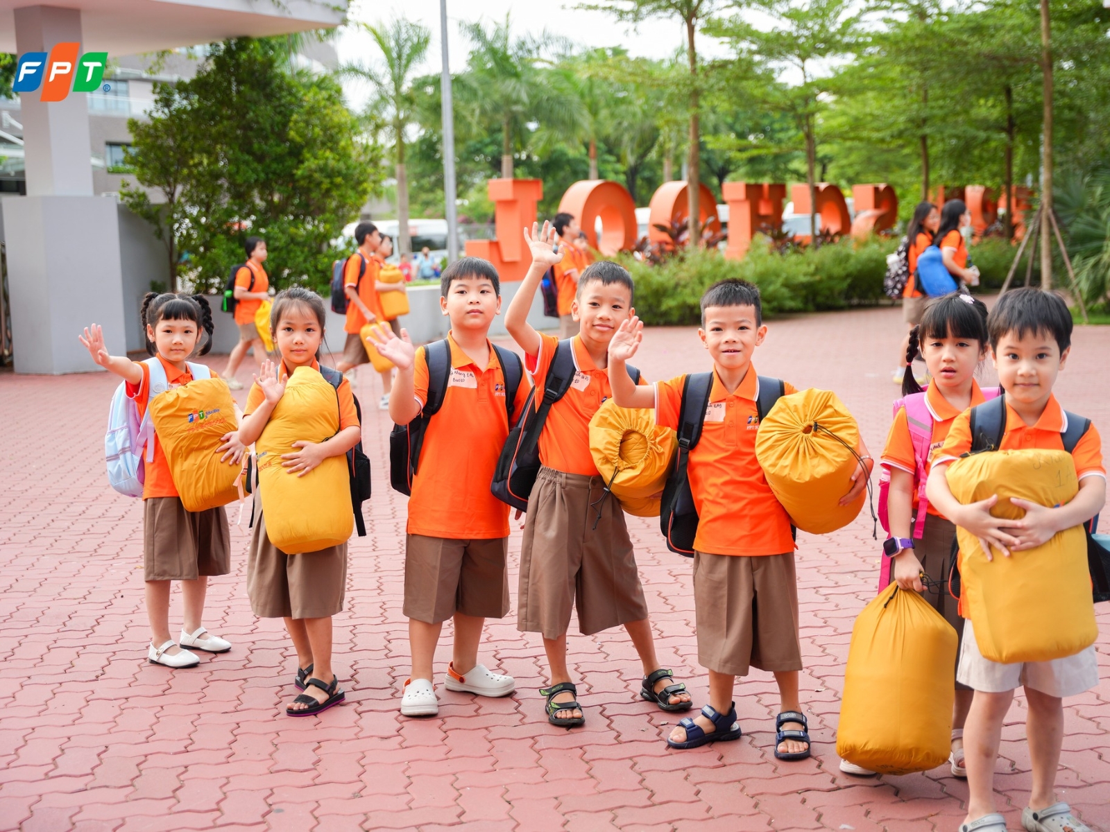 Giải pháp thay thế cho việc cho trẻ đi học sớm