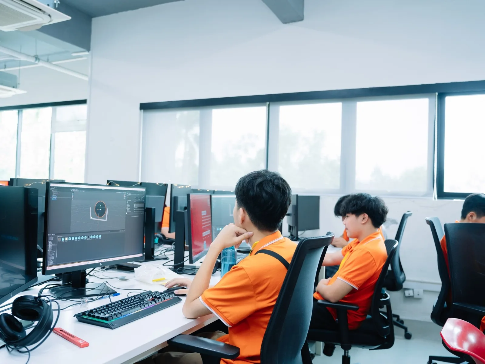 Con Ăn Bán Trú Có Đủ Dinh Dưỡng? Bố Mẹ Cần Hiểu Gì Về Suất Ăn Ở Trường - FPT Education Con Ăn Bán Trú Có Đủ Dinh Dưỡng? Bố Mẹ Cần Hiểu Gì Về Suất Ăn Ở Trường