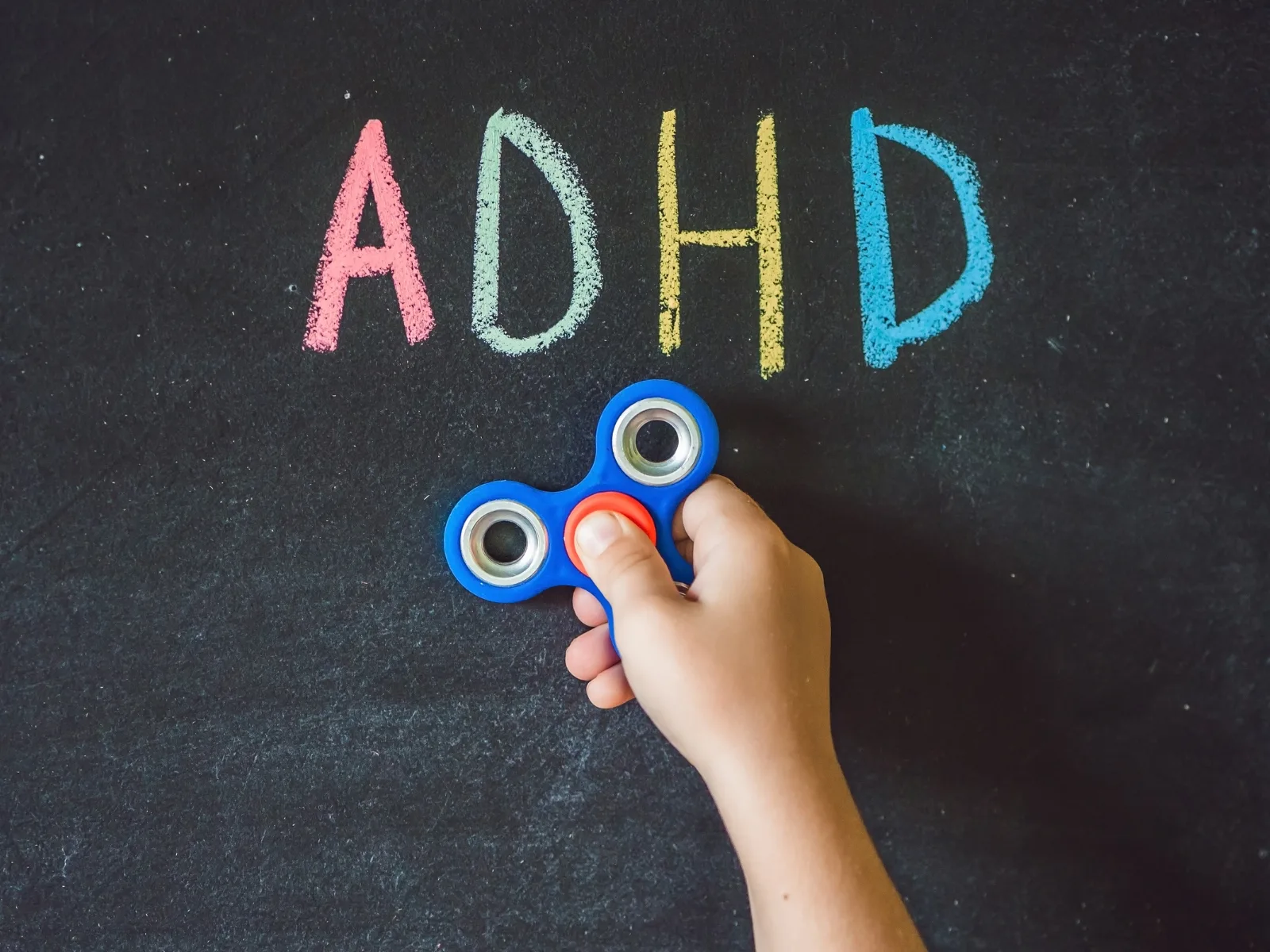 Dấu hiệu trẻ tăng động và cách nhận biết sớm cho phụ huynh