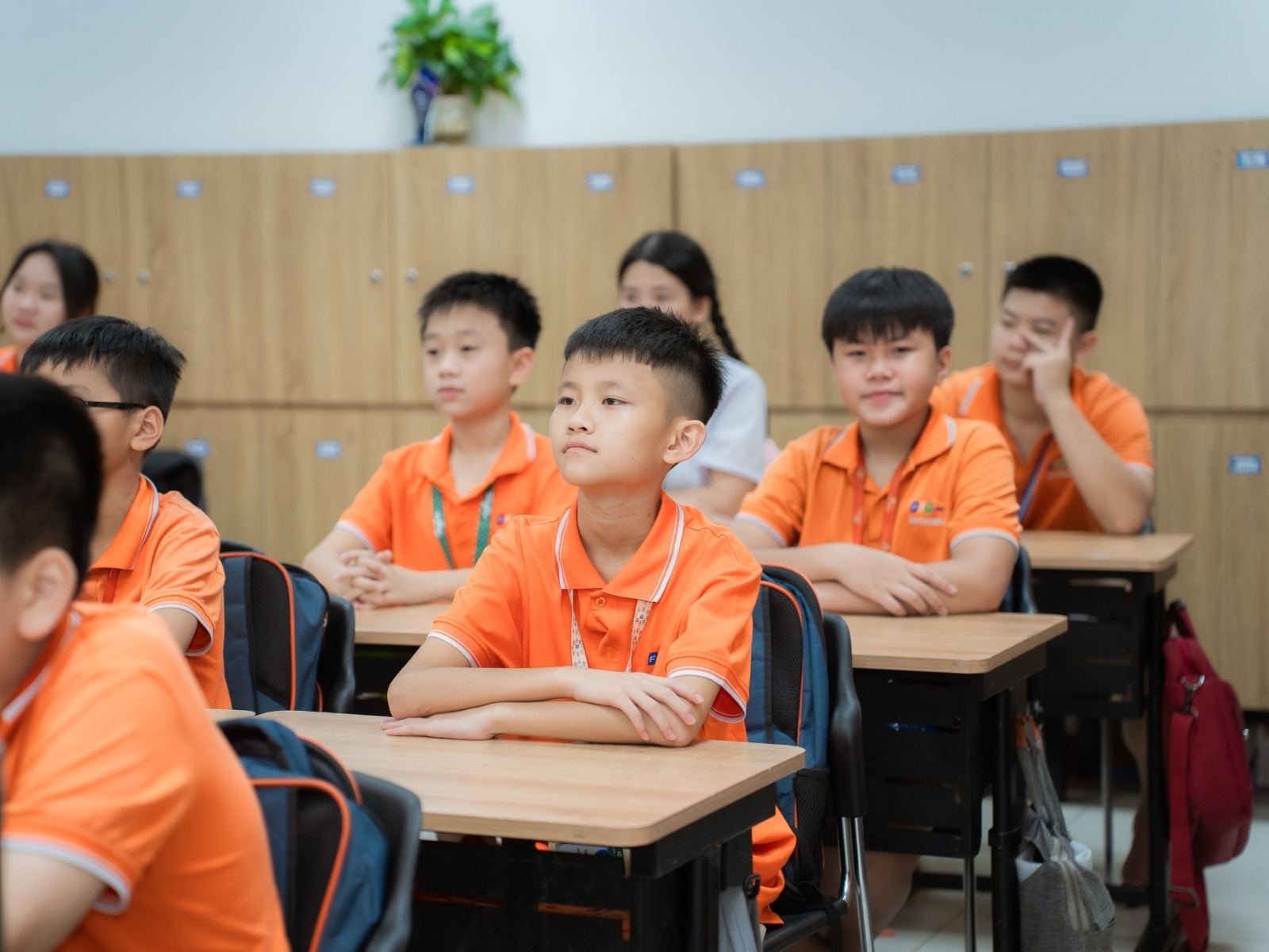 Phụ huynh có thể đồng hành cùng con như thế nào?