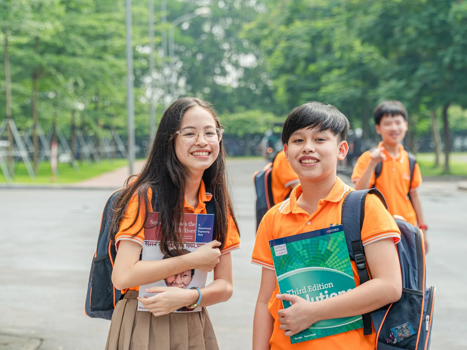 Dịch vụ xe đưa đón học sinh và những tiêu chí phụ huynh cần quan tâm | FPT Schools