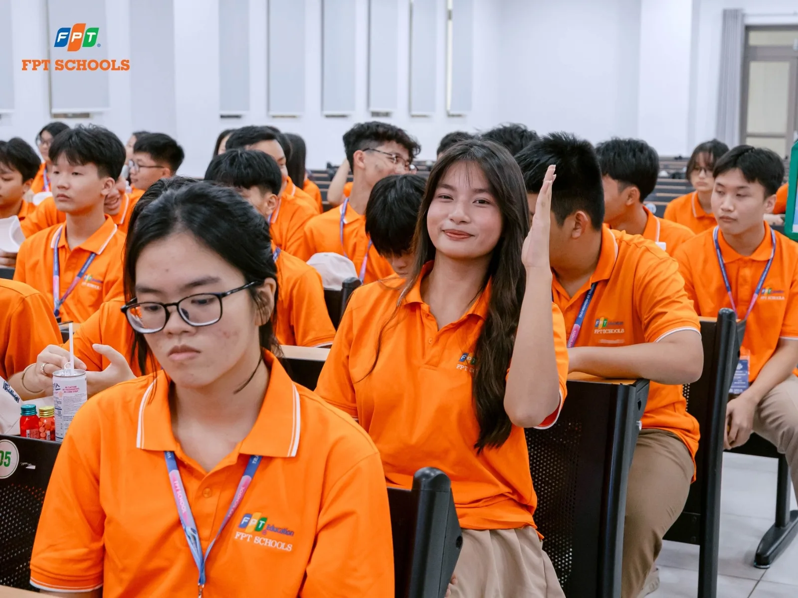 Dịch vụ xe đưa đón học sinh và những tiêu chí phụ huynh cần quan tâm - FPT Education Dịch vụ xe đưa đón học sinh và những tiêu chí phụ huynh cần quan tâm