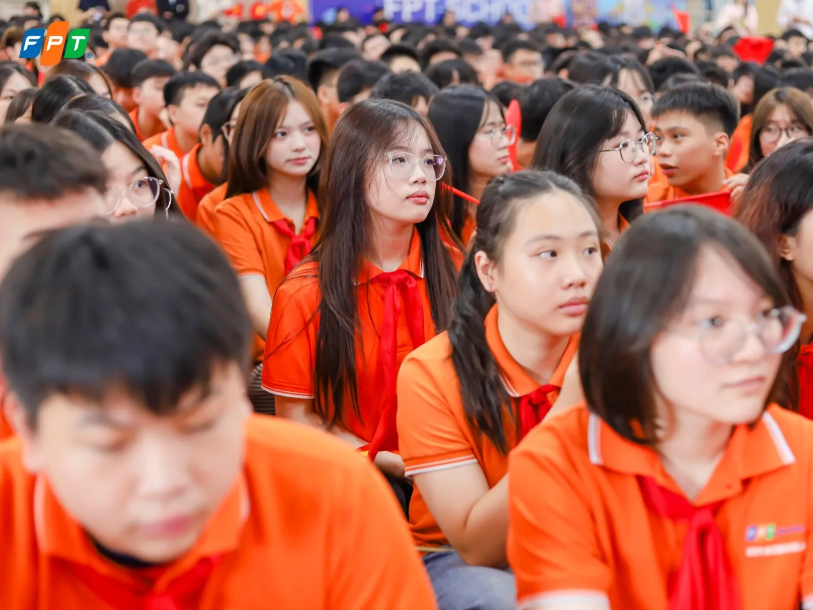 Đồng hành cùng con trong thời đại số an toàn và lành mạnh - FPT Education Đồng hành cùng con trong thời đại số