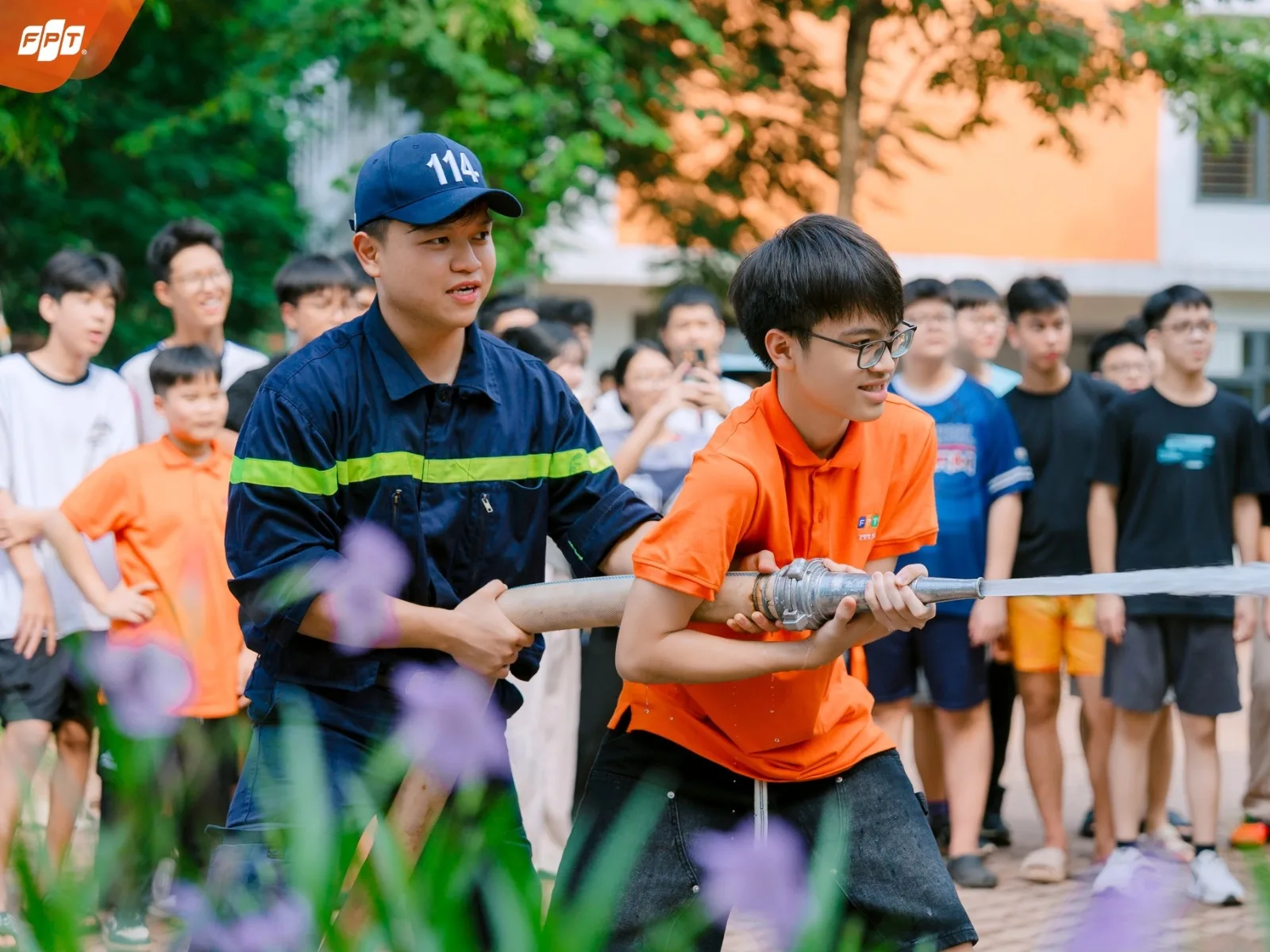 Khen ngợi đúng cách