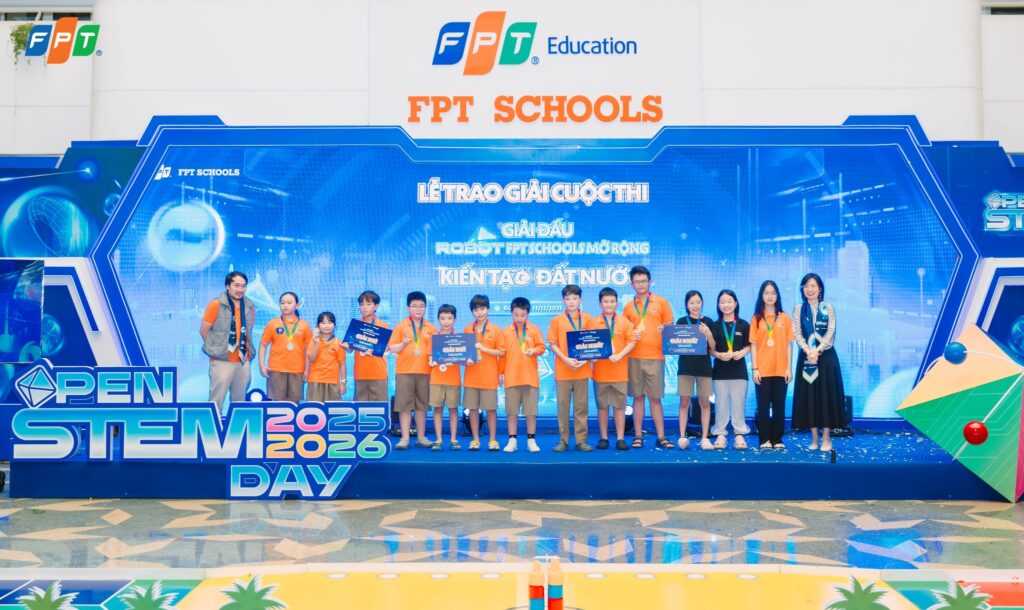 Trường Tiểu học và Trung học cơ sở FPT Đà Nẵng đồng hành cùng giải đấu Robot FPT Schools mở rộng 2025 - FPT Education giải đấu Robot FPT Schools