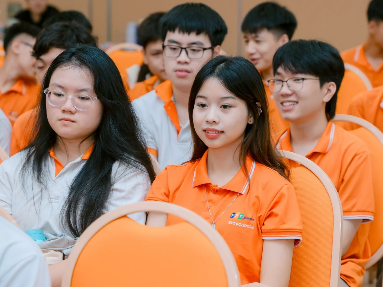 Giáo dục toàn diện là gì? Tầm quan trọng của giáo dục toàn diện từ sớm - FPT Education Kích thích tư duy thông qua câu chuyện