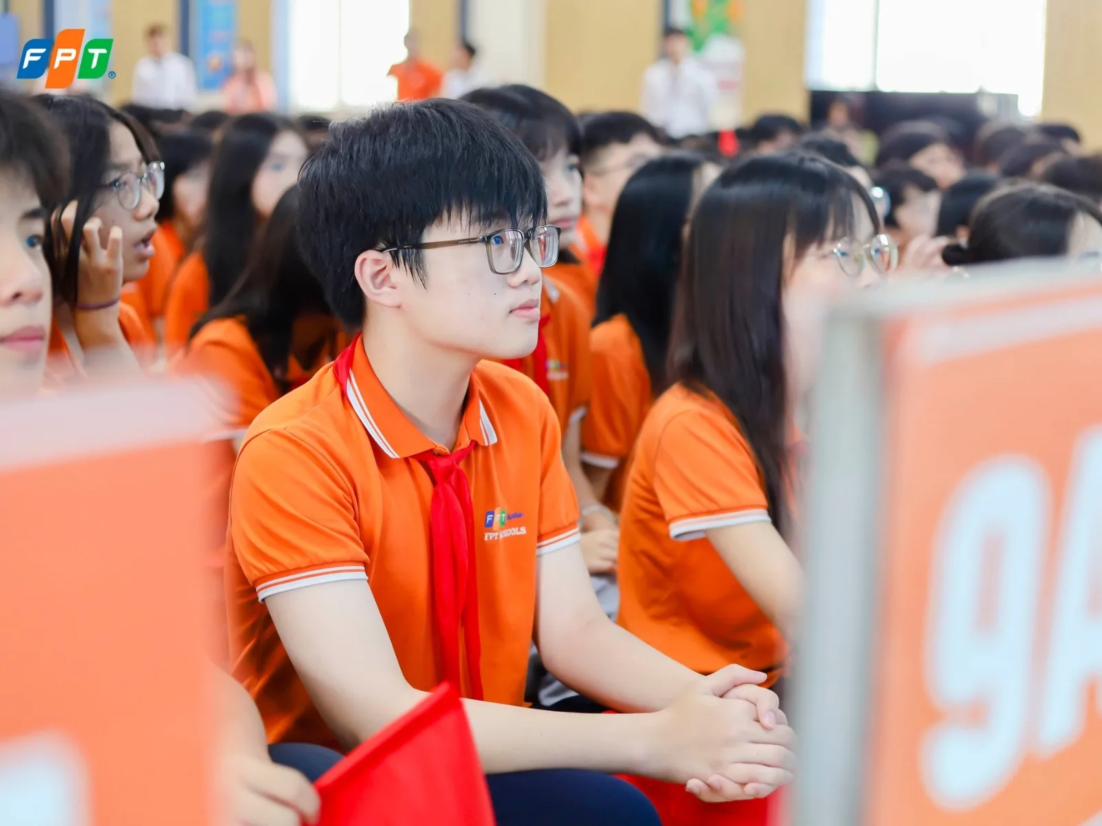 Làm sao để con thích học tiếng Anh? 12 cách giúp trẻ yêu ngôn ngữ tự nhiên mỗi ngày | FPT Schools