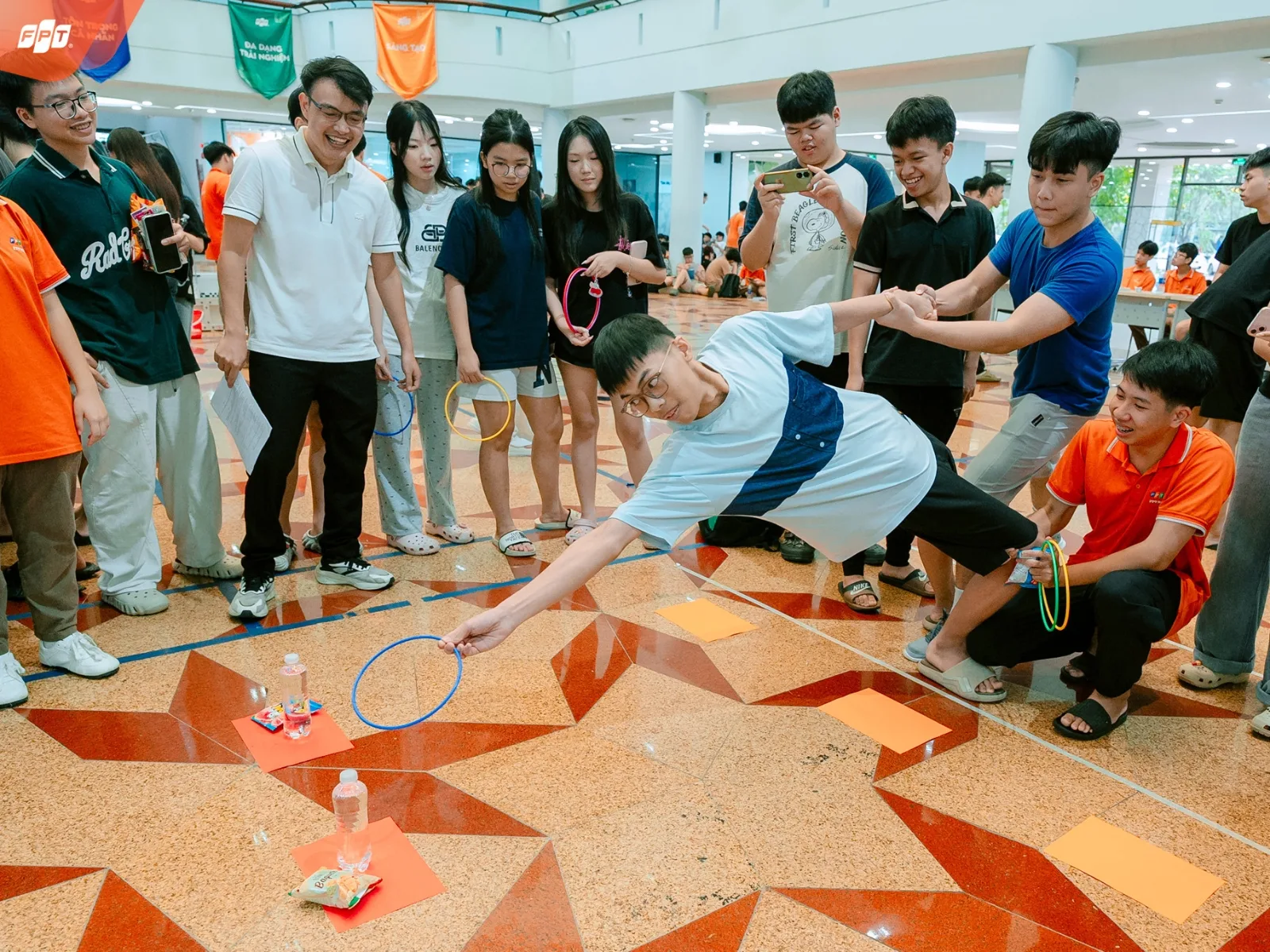 Các dạng đối xử thường gặp trong đời sống hàng ngày