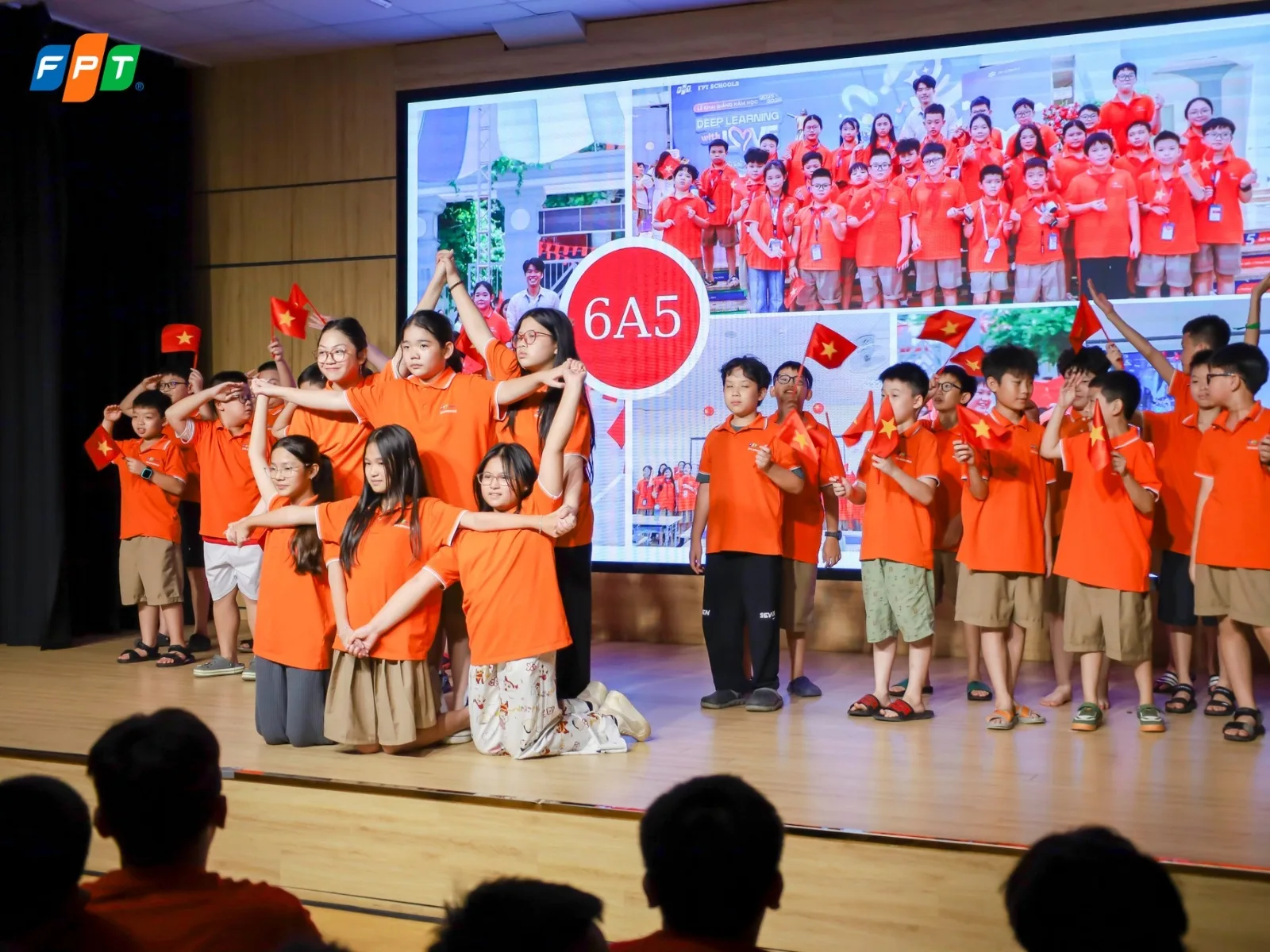 Sự khác nhau IQ và EQ qua góc nhìn trí tuệ và cảm xúc | FPT Schools