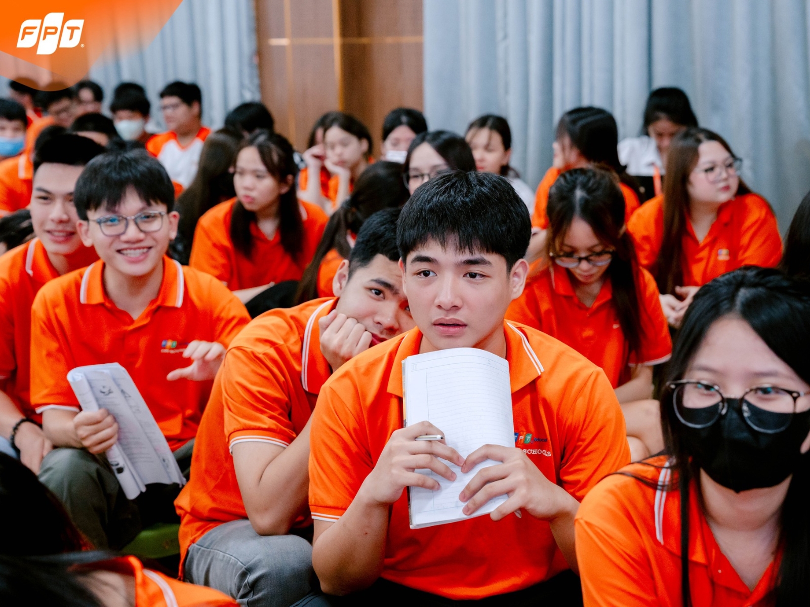 Thủ tục chuyển trường cho học sinh cấp 2 mới nhất phụ huynh cần lưu ý - FPT Education Những lưu ý quan trọng khi làm thủ tục chuyển trường cấp 2