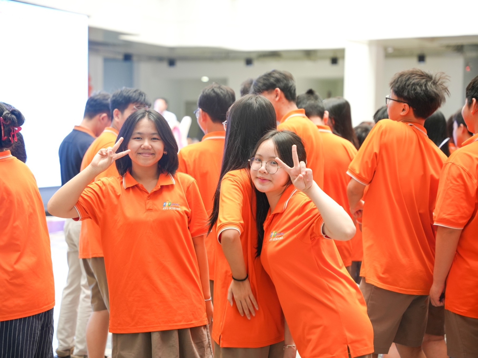 Thủ tục chuyển trường cho học sinh cấp 2 mới nhất phụ huynh cần lưu ý - FPT Education Quy trình, thủ tục chuyển trường cho học sinh cấp 2