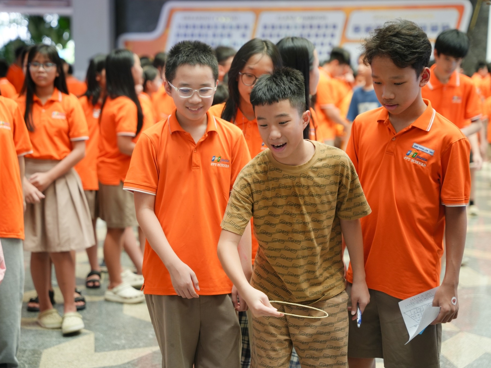 Hướng dẫn chi tiết thủ tục chuyển trường cho học sinh tiểu học phụ huynh cần lưu ý - FPT Education Quy định về quyền của học sinh Tiểu học