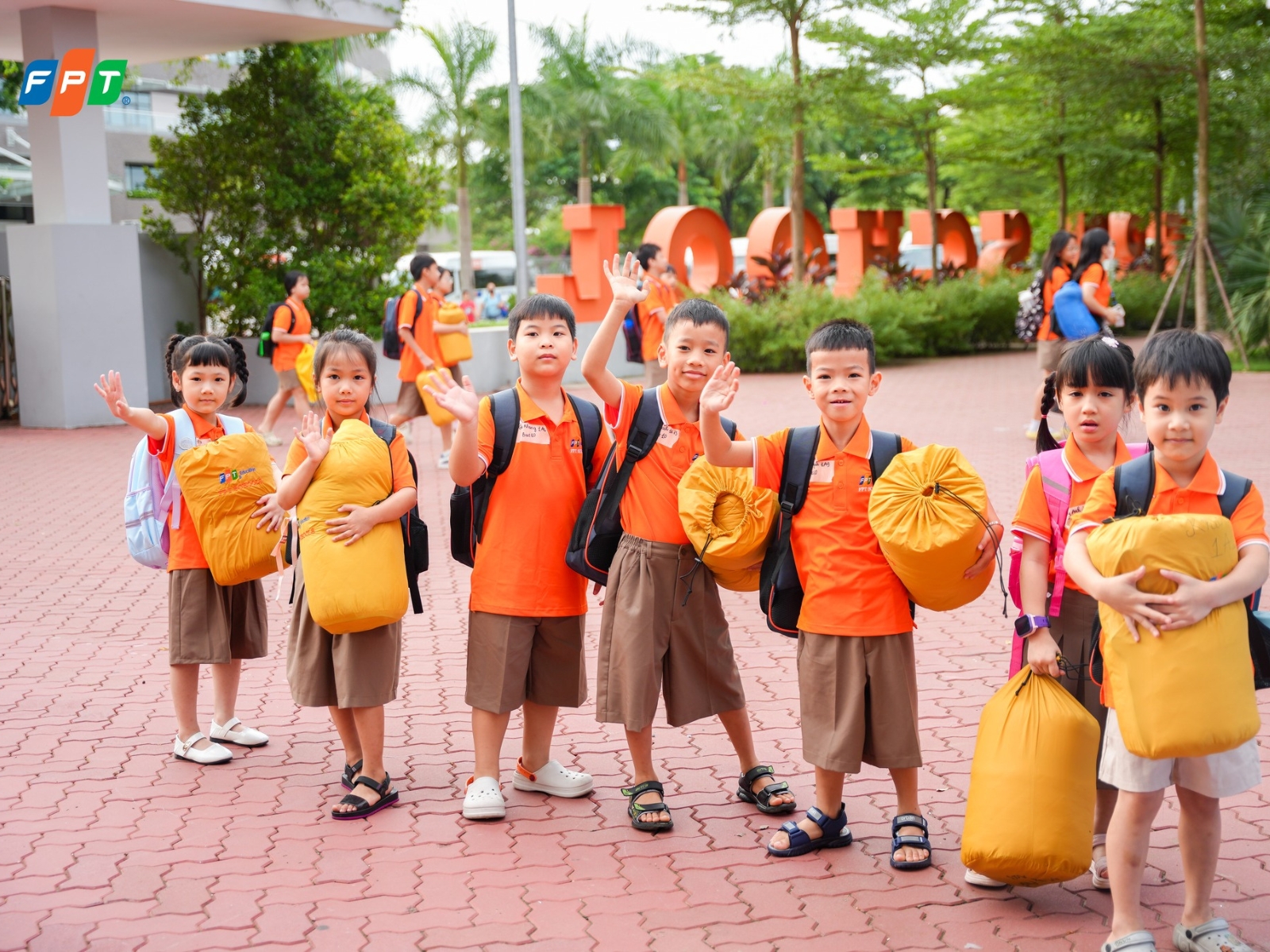 Hướng dẫn thủ tục nhập học lớp 1 mới nhất phụ huynh cần biết - FPT Education Giải đáp một số câu hỏi thường gặp về thủ tục nhập học lớp 1